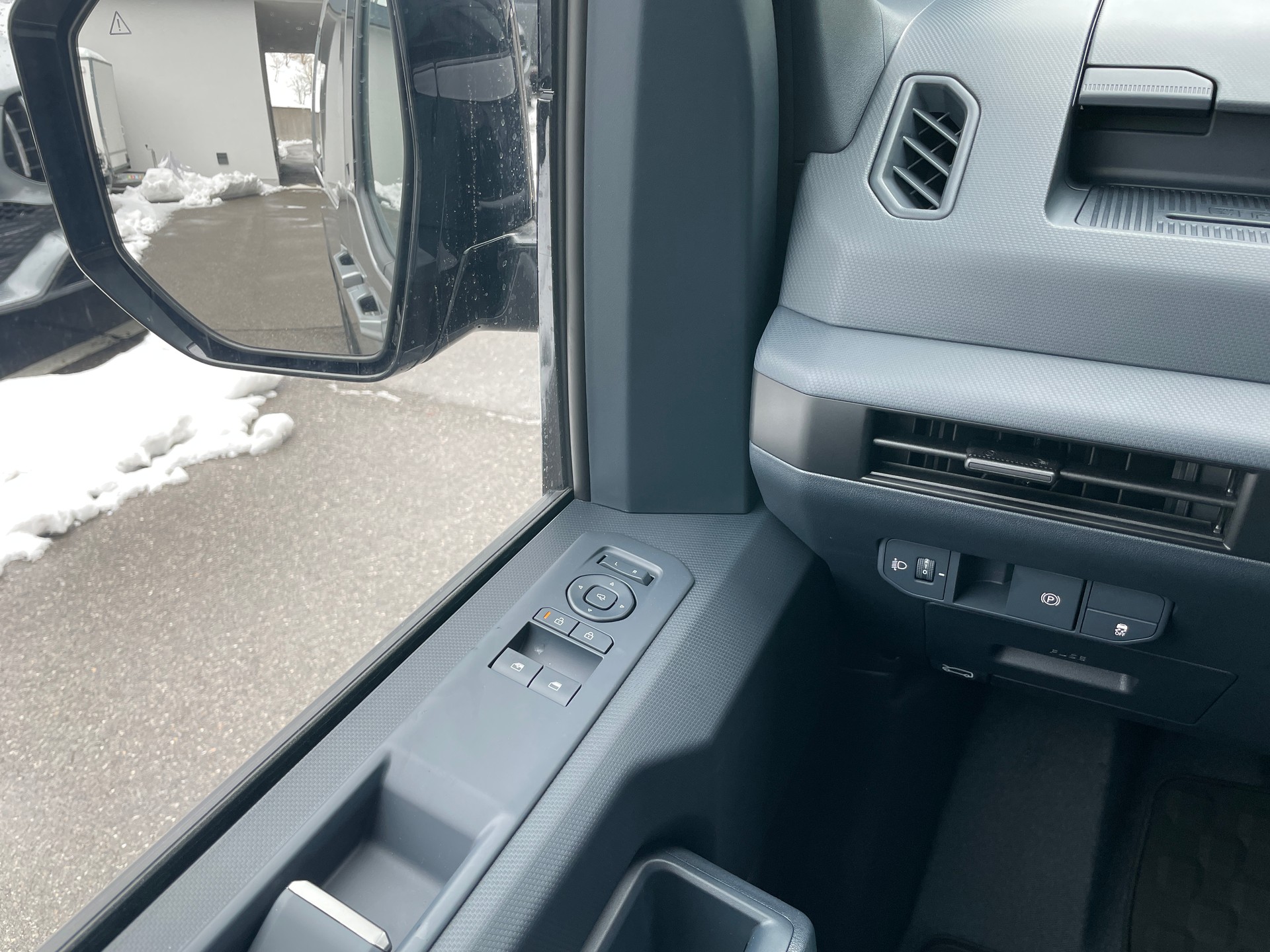 KIA PV5 Cargo 71.2 kWh Plus mit Wärmepumpe, 2-Schiebetüren-image-17