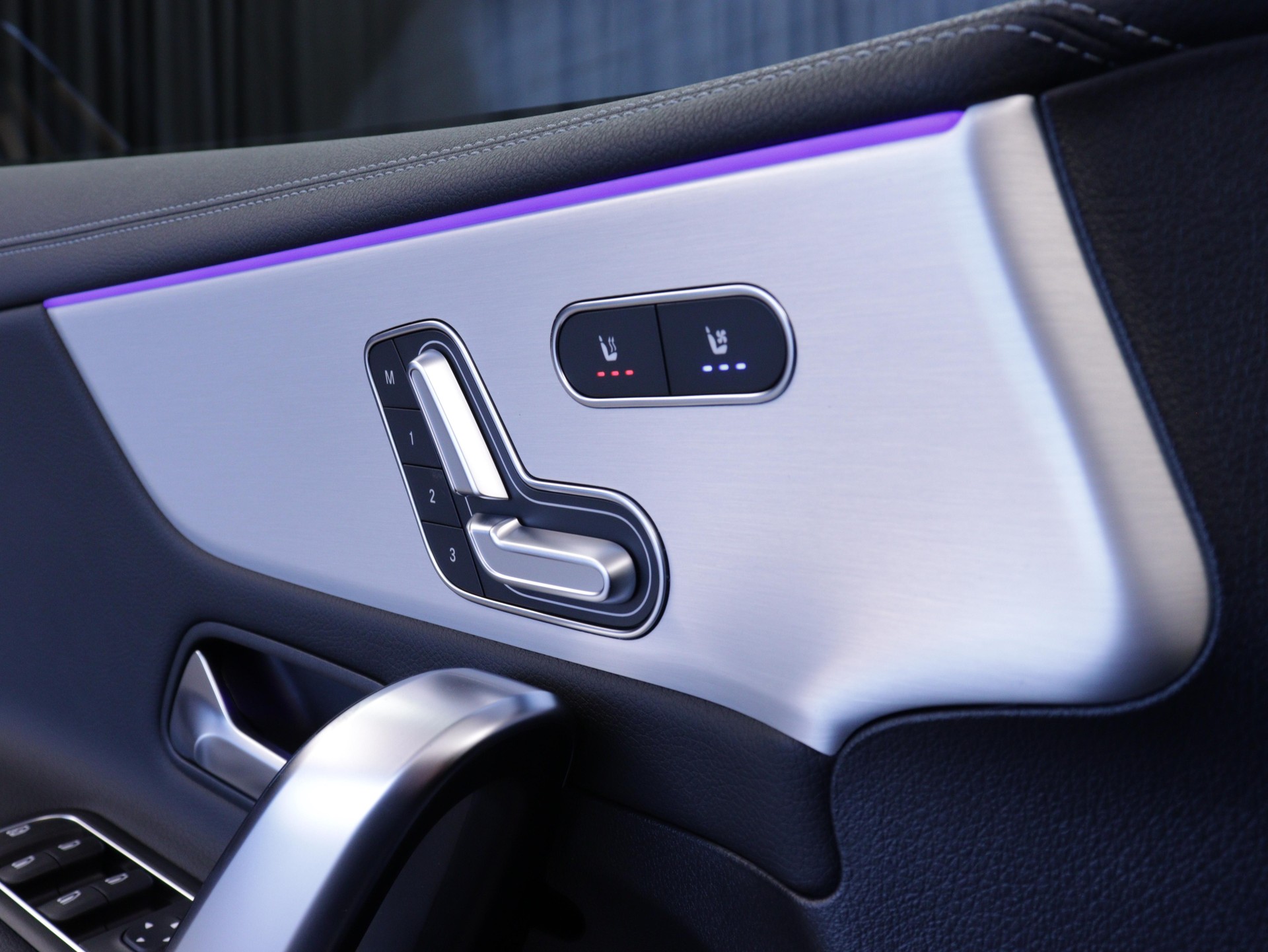 MERCEDES-BENZ A 45 S AMG 4matic+-image-9