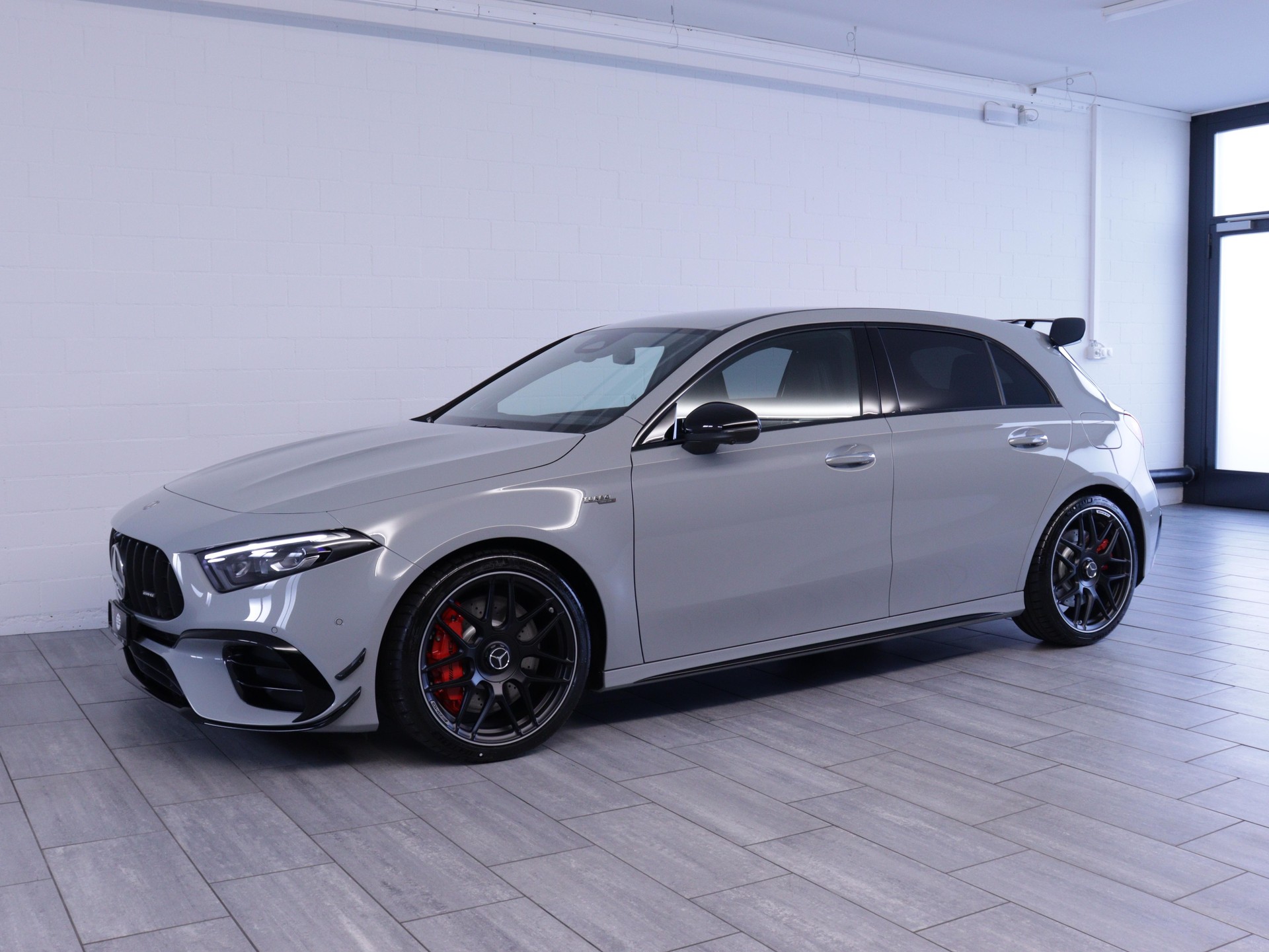 MERCEDES-BENZ A 45 S AMG 4matic+-image-1