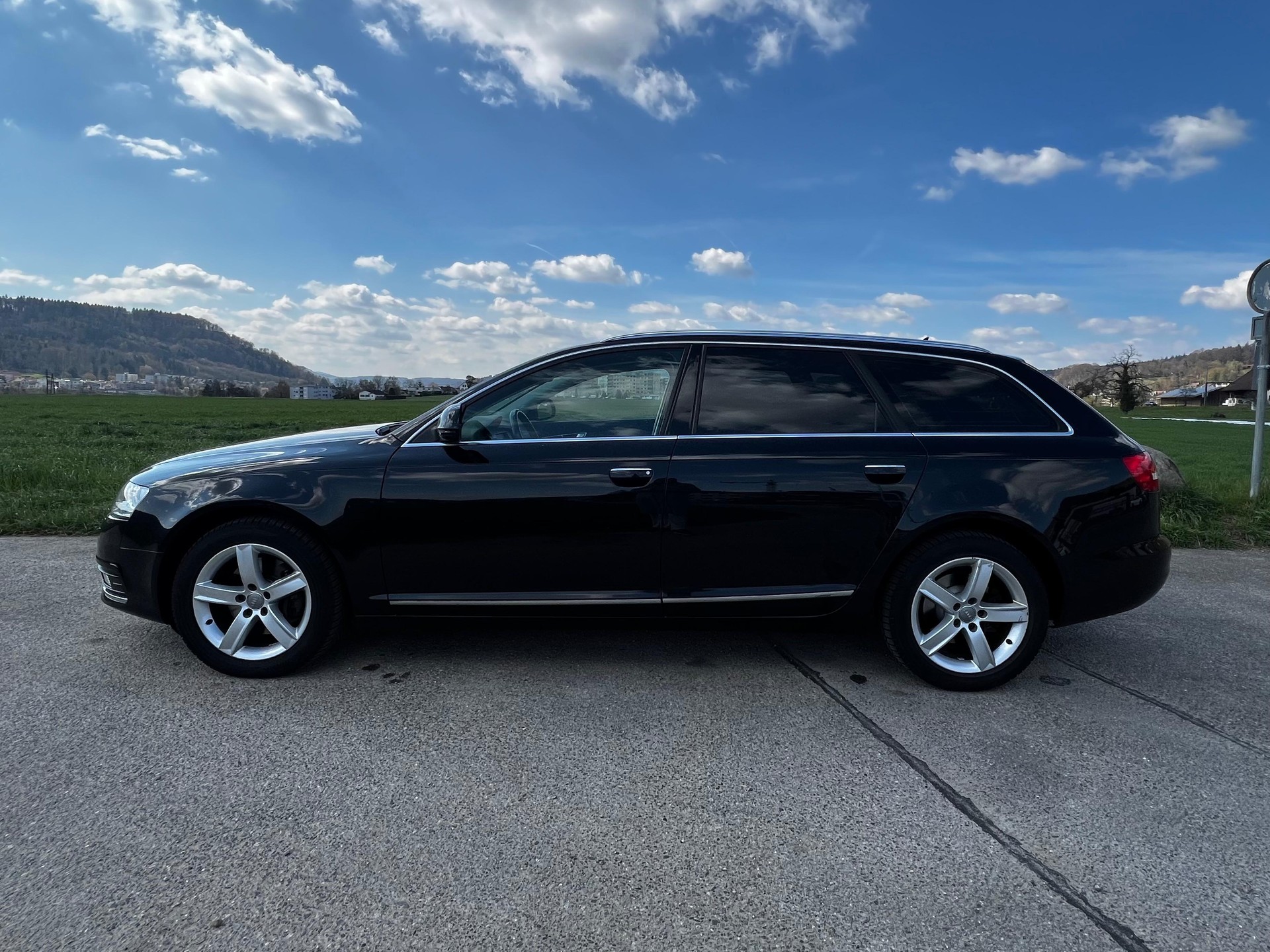 AUDI A6 Avant 2.0 TFSI multitronic-image-1