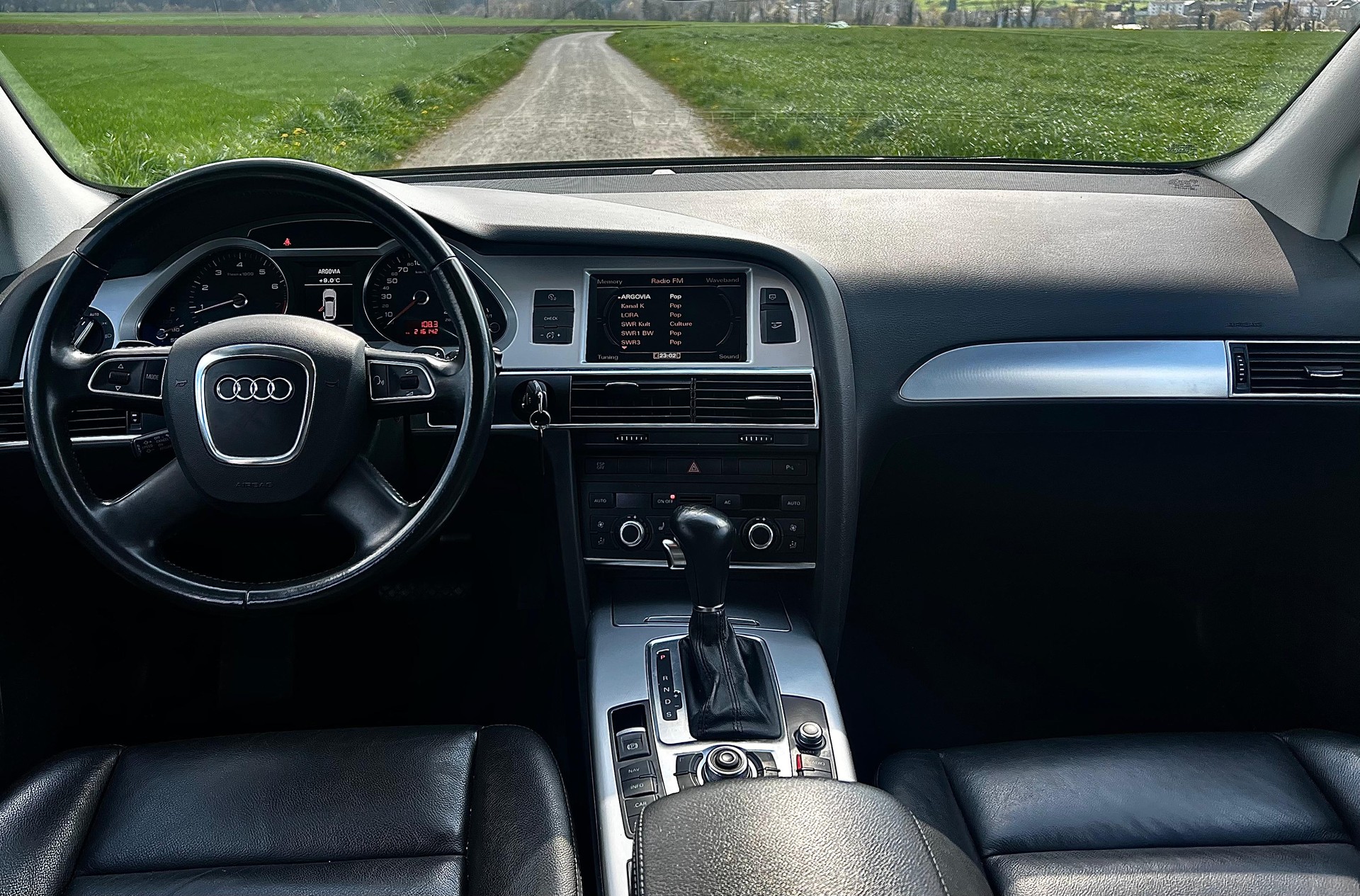 AUDI A6 Avant 2.0 TFSI multitronic-image-9