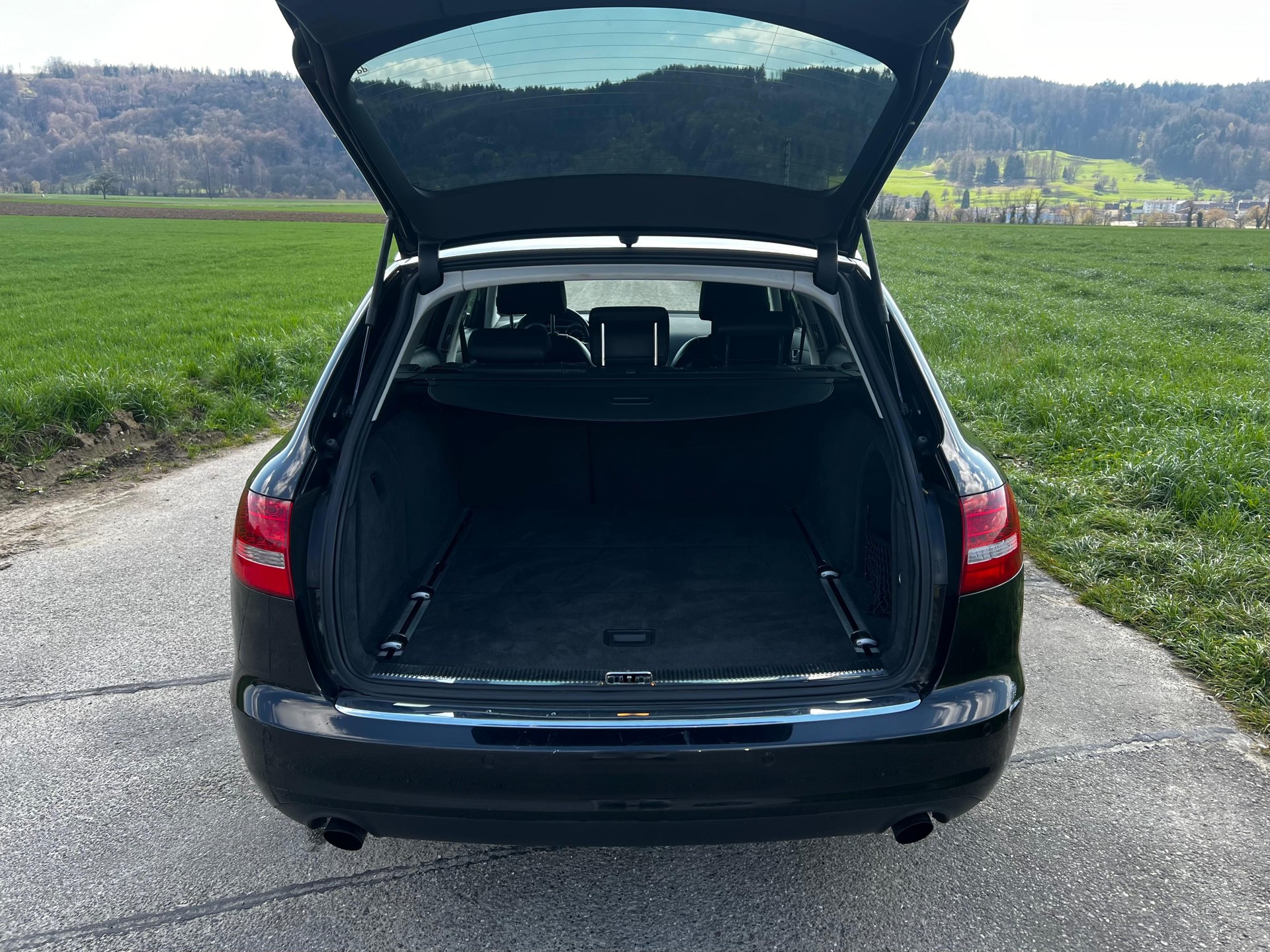 AUDI A6 Avant 2.0 TFSI multitronic-image-12