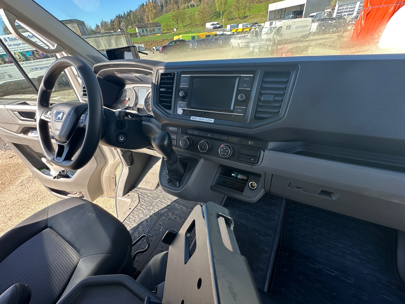 MAN TGE 3.180 Koffer / Hebebühne / AHK-image-10