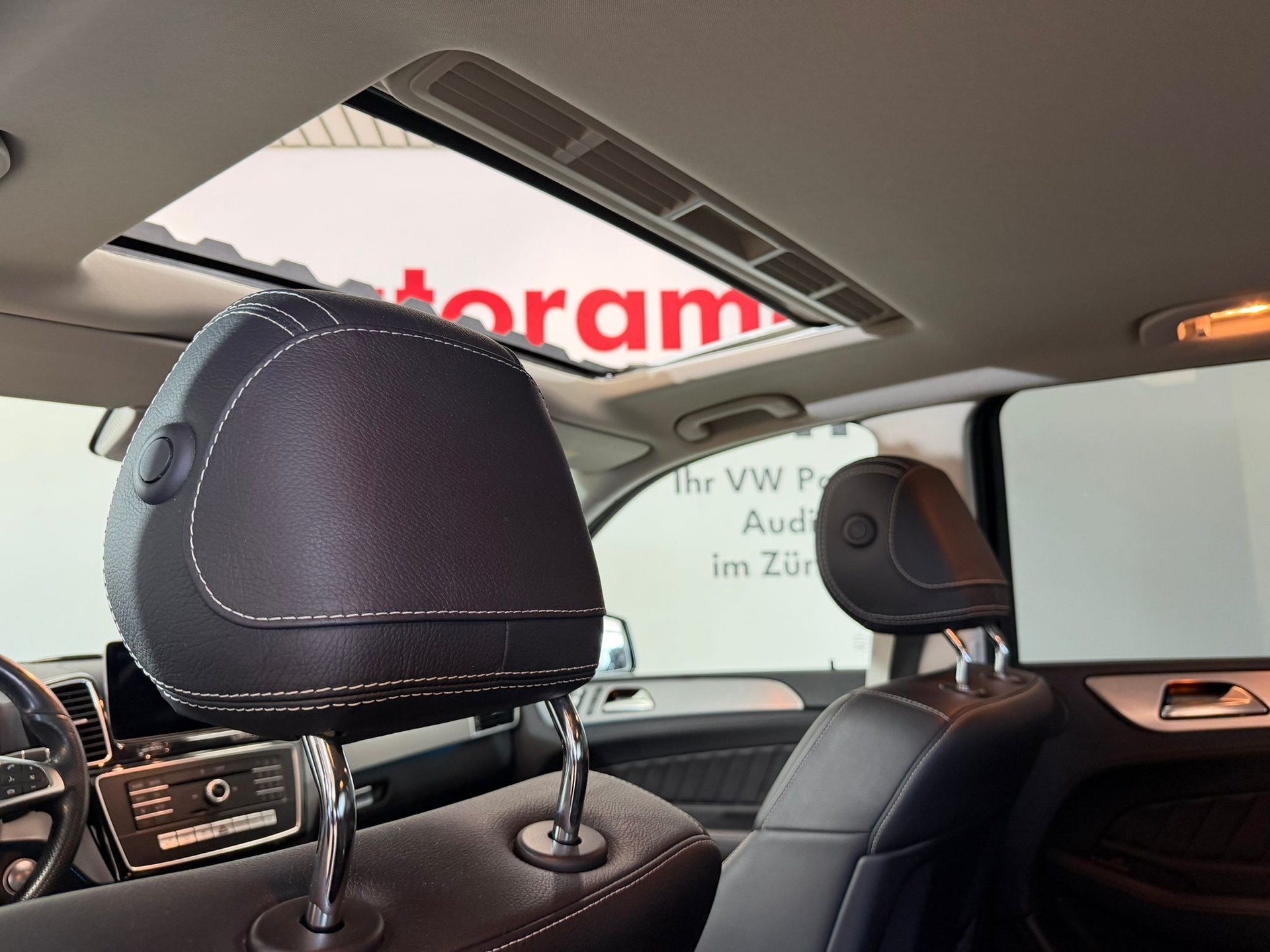 MERCEDES-BENZ GLE 43 AMG Executive 4Matic 9G-Tronic-image-9