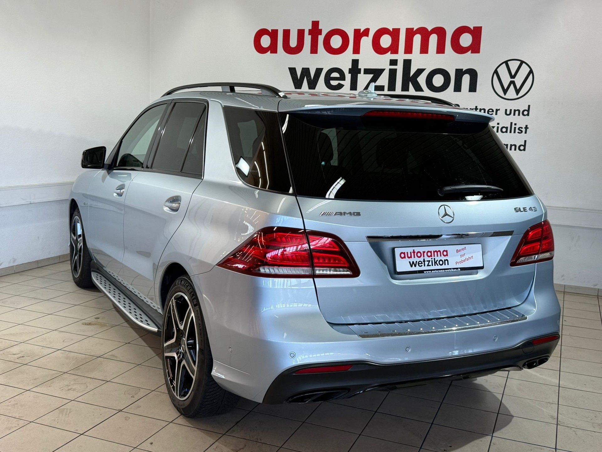 MERCEDES-BENZ GLE 43 AMG Executive 4Matic 9G-Tronic-image-3