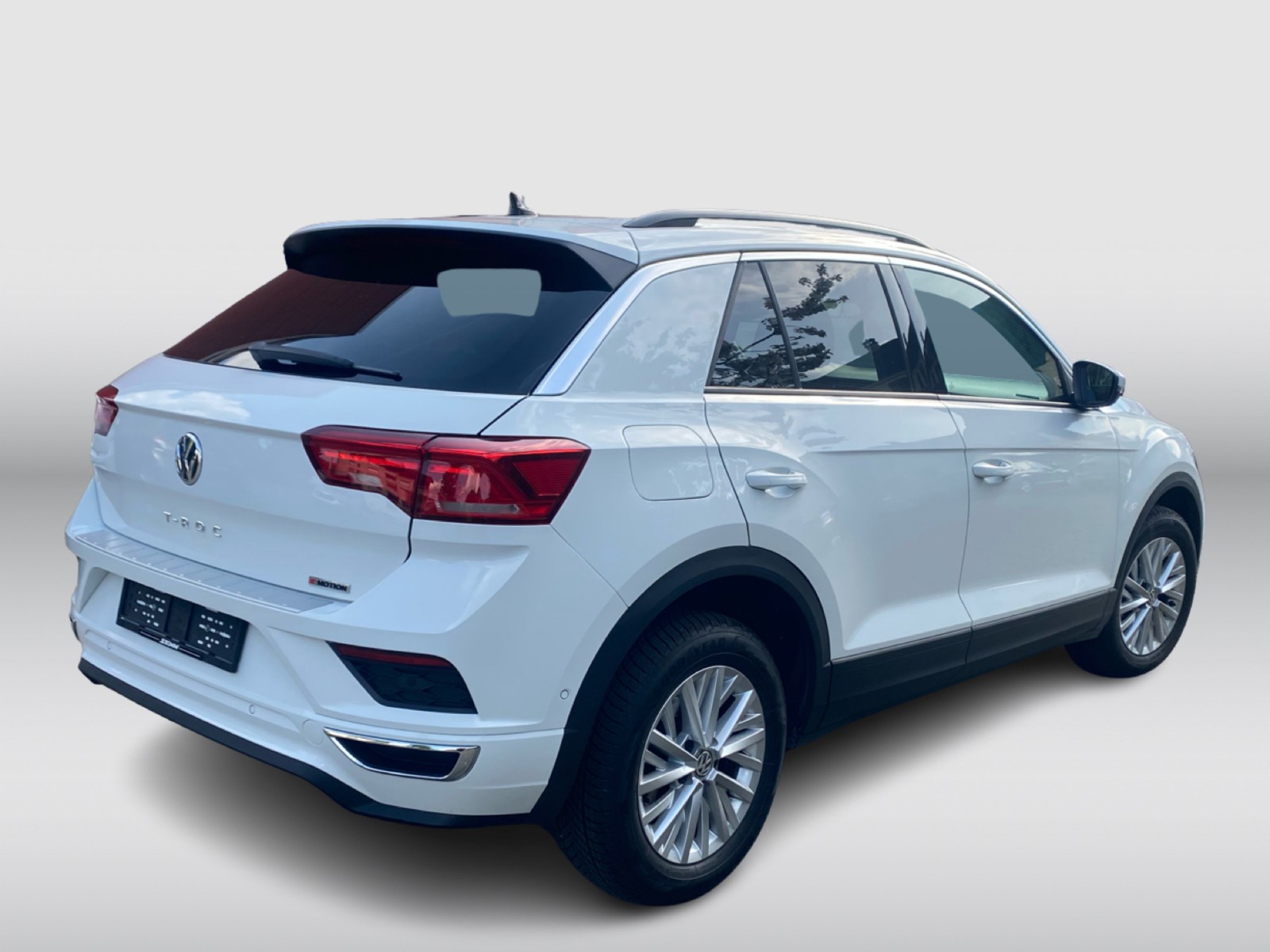 VW T-Roc 1.5 TSI EVO Advance DSG 4Motion-image-5