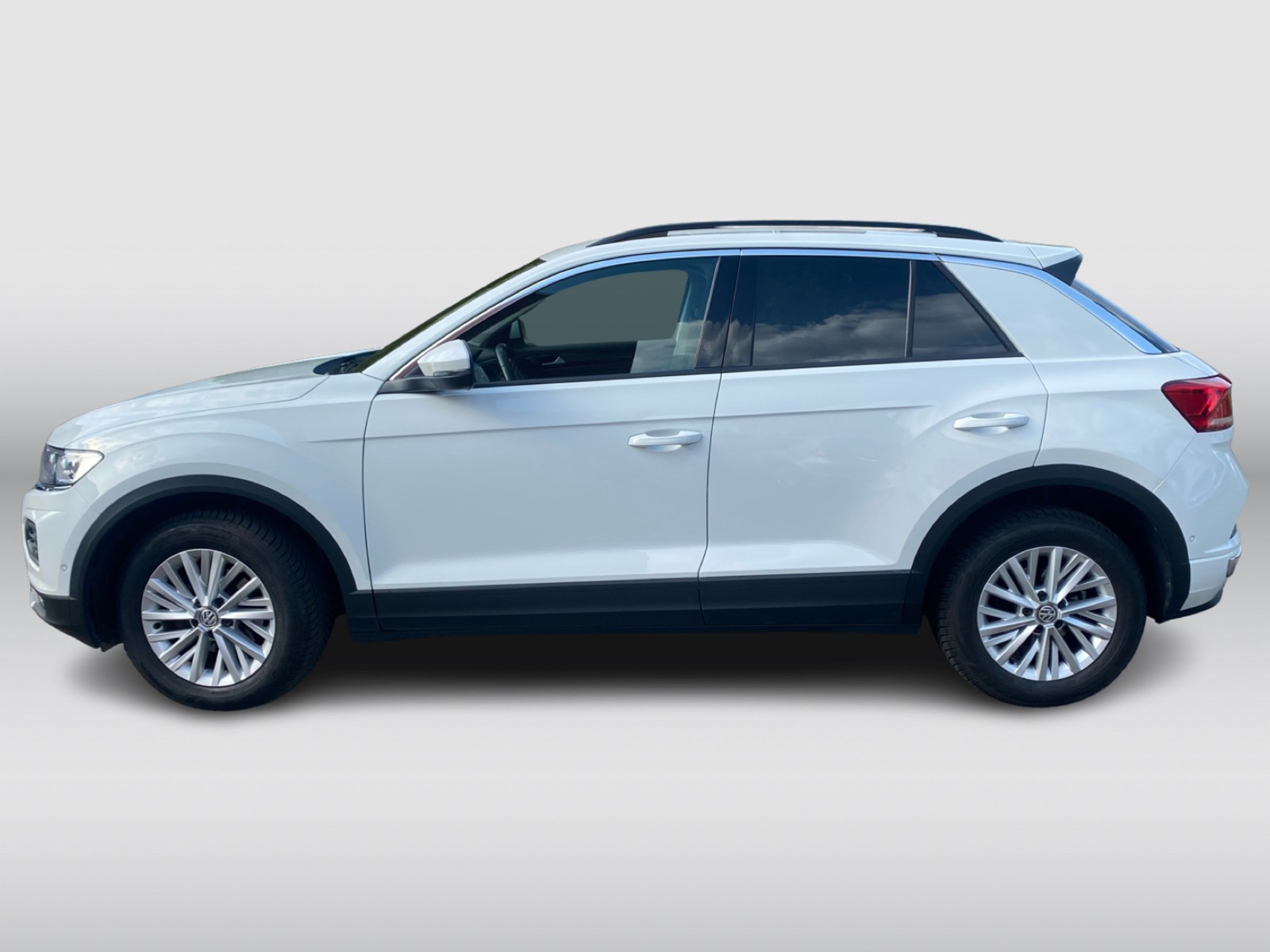 VW T-Roc 1.5 TSI EVO Advance DSG 4Motion-image-2