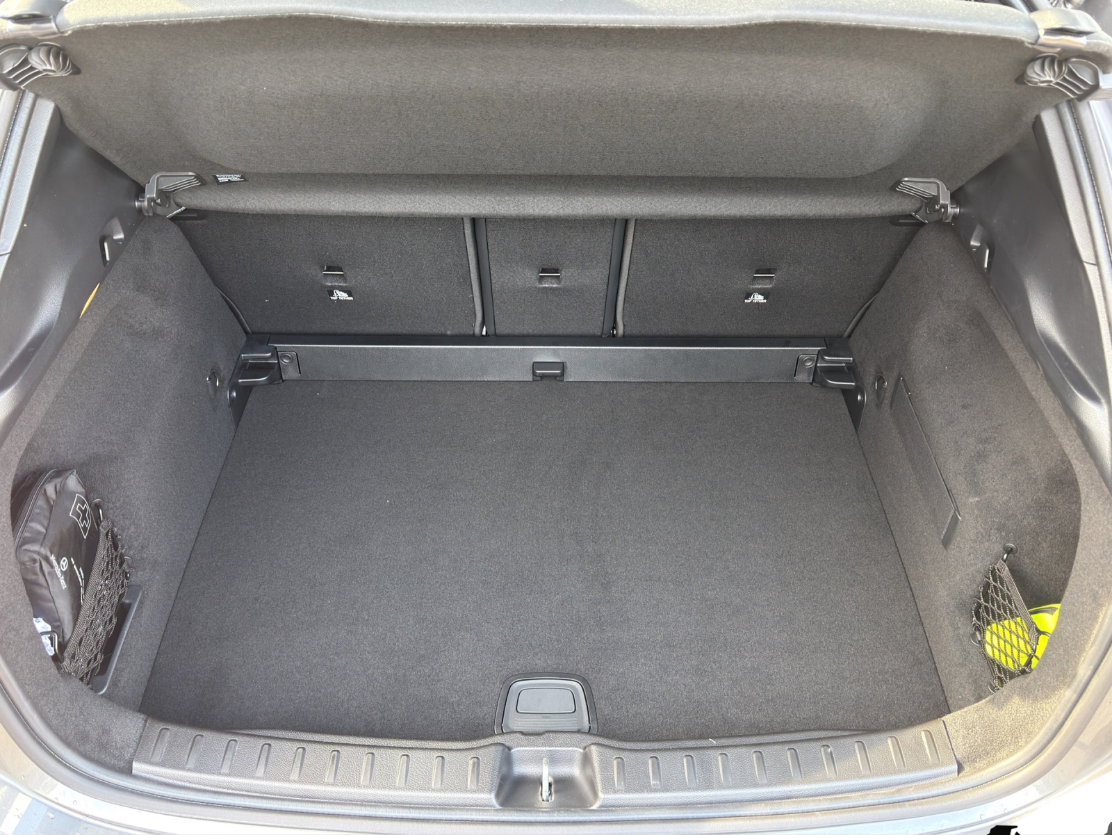 Image MERCEDES-BENZ GLA-220 GLA 220d 4Matic 8G-DCTSwiss Star