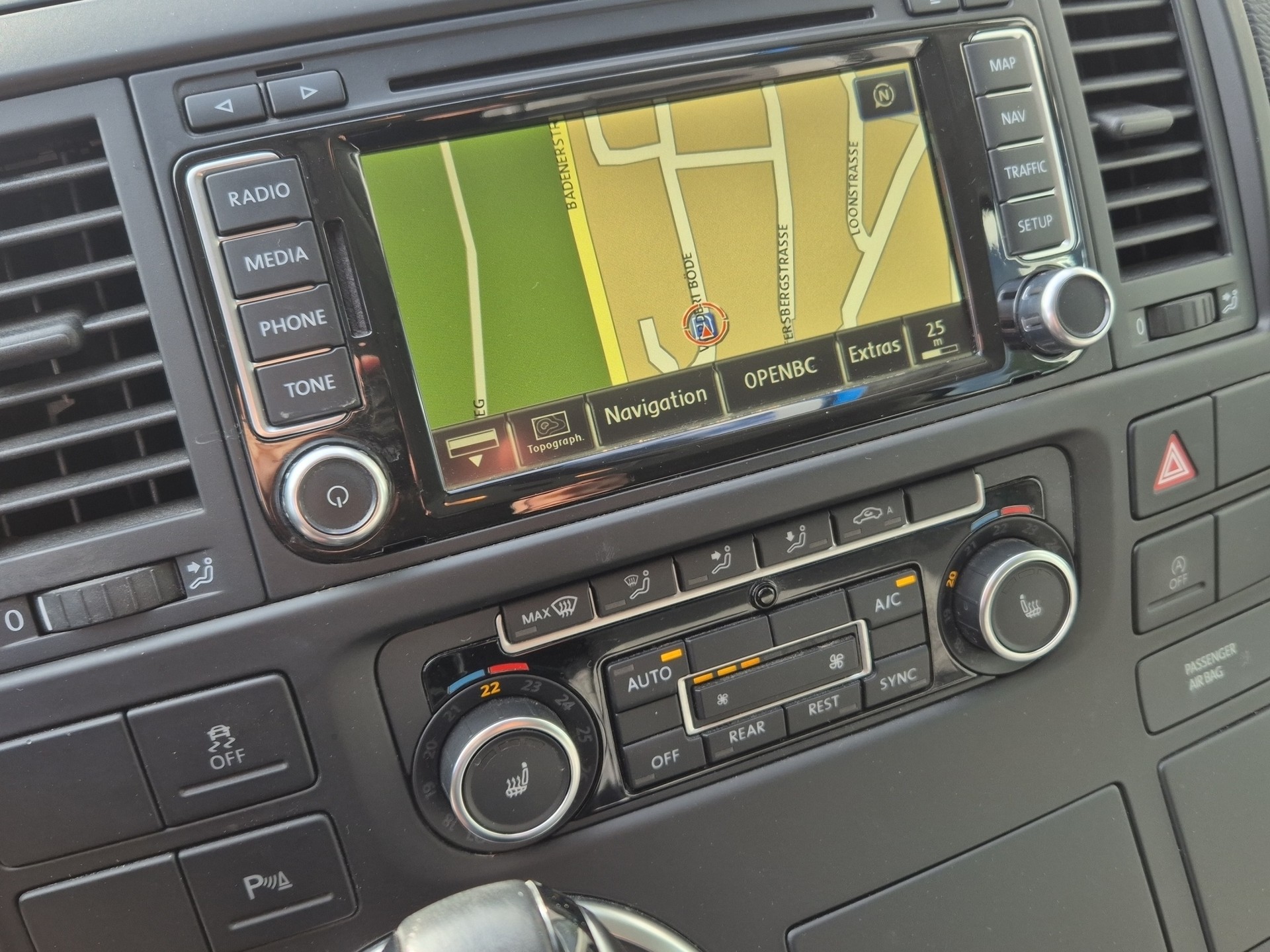 VW T5 California 2.0 Bi-TDI Comfortline Travel 4Motion DSG-image-10