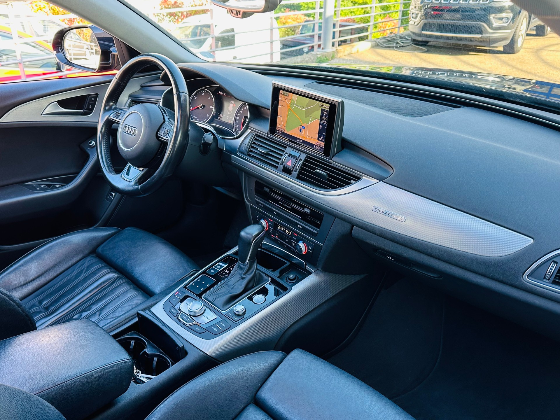 AUDI A6 Limousine 3.0 TDI V6 Attraction quattro S-tronic-image-15