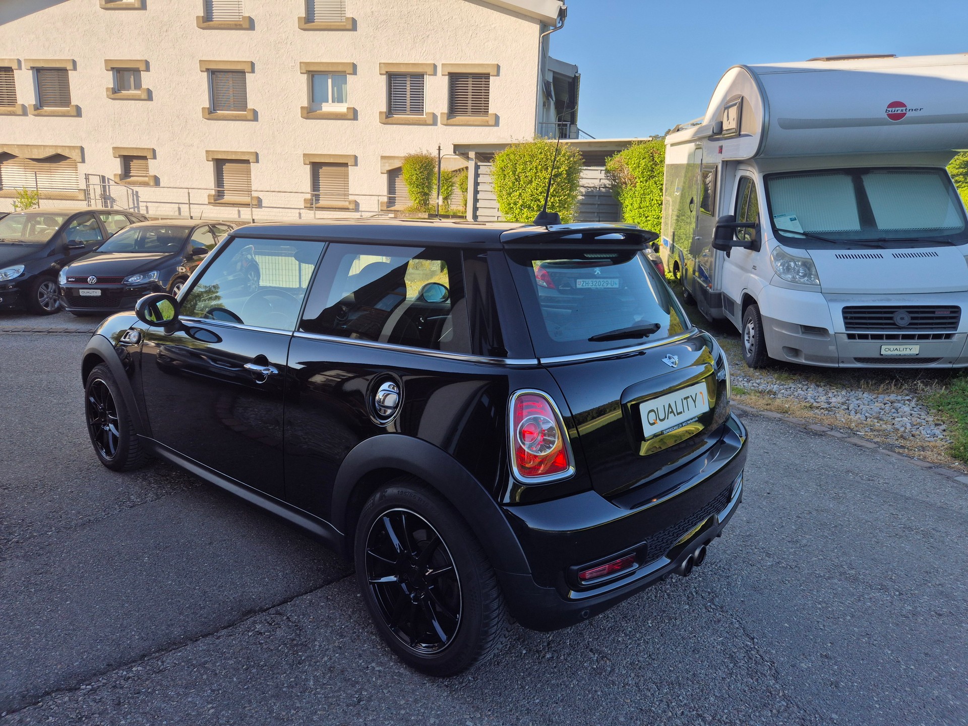MINI Cooper S-image-3