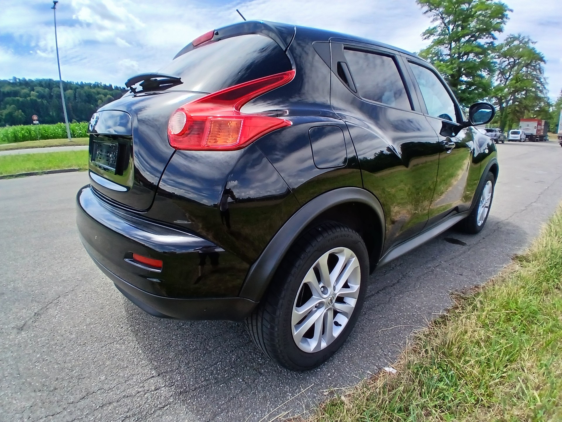 NISSAN Juke 1.6 Shiro-image-4