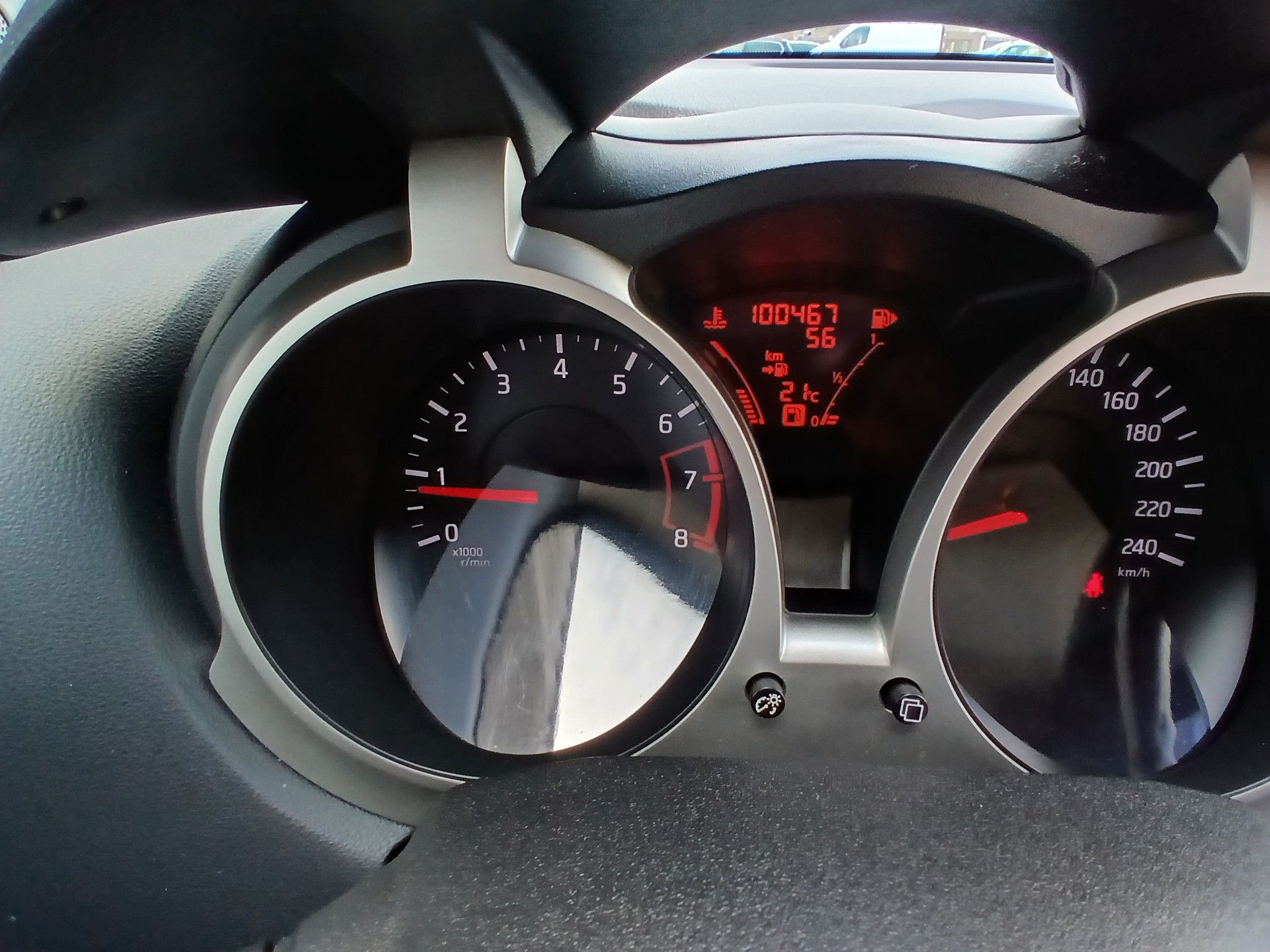 NISSAN Juke 1.6 Shiro-image-10