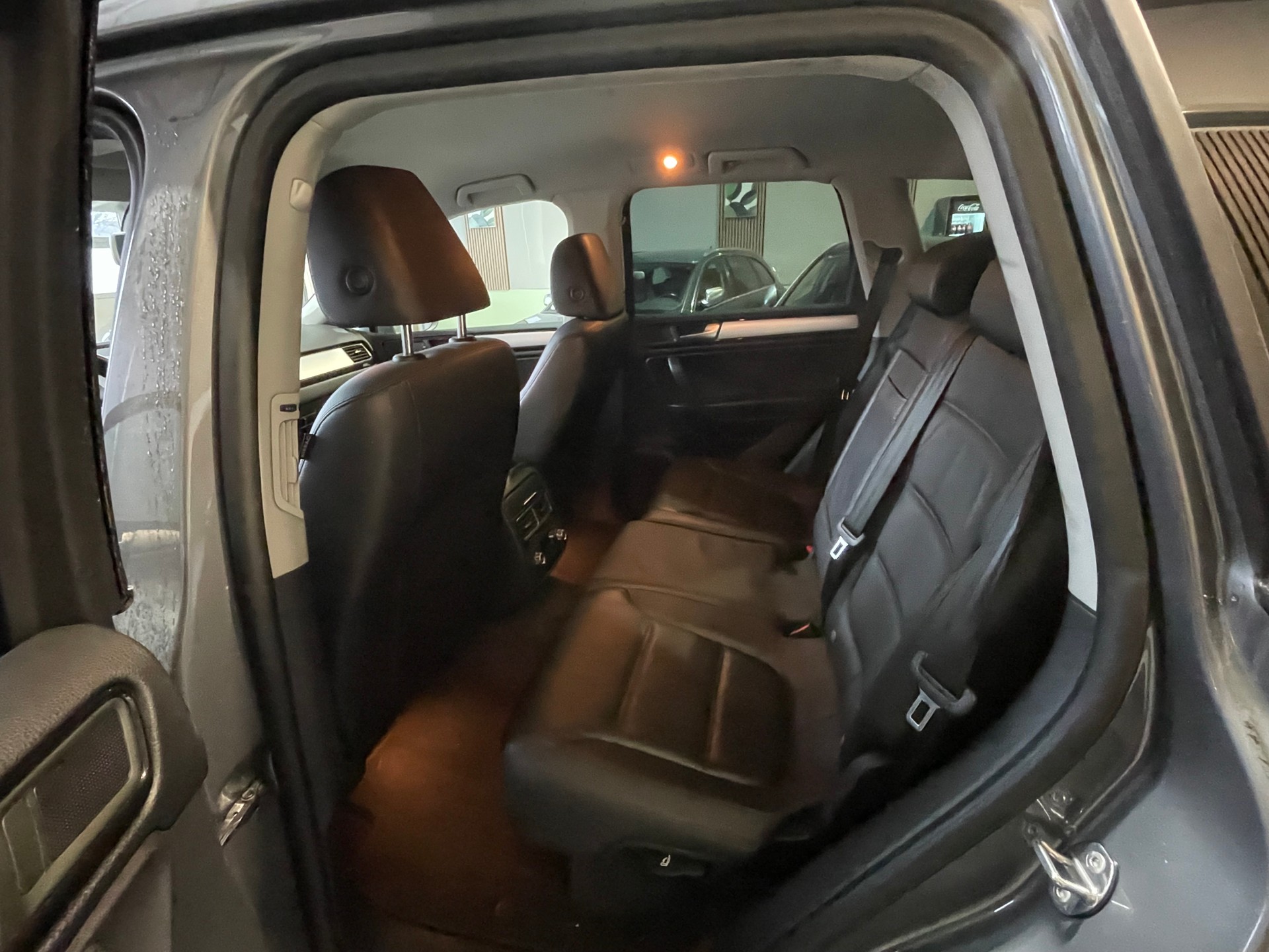 VW Touareg 3.0 TDI BMT Terrain Tech Bl.Pearl Tiptr-image-11