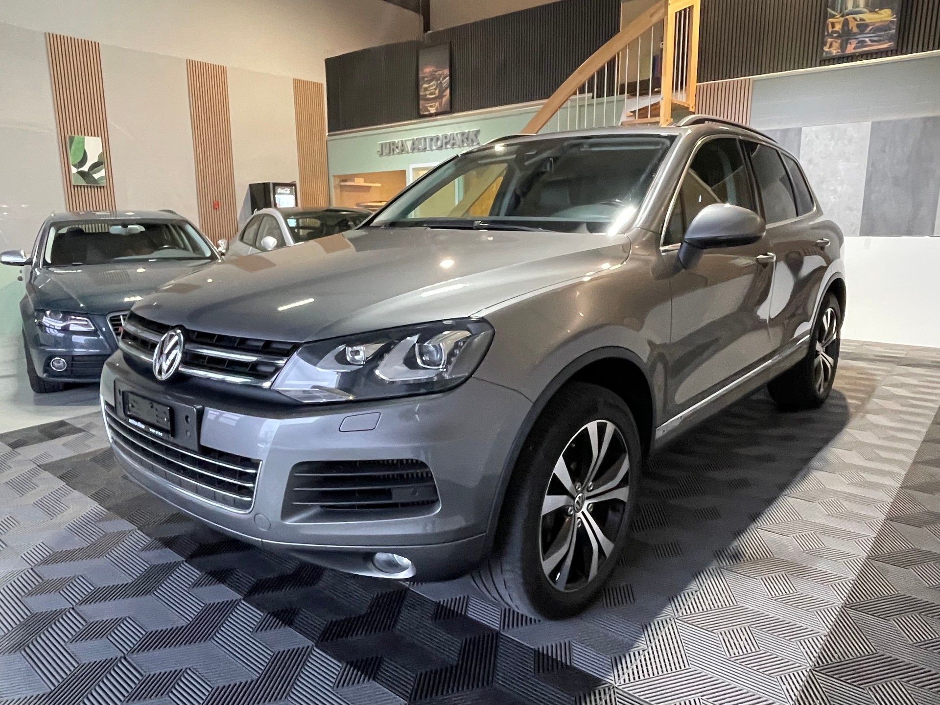 VW Touareg 3.0 TDI BMT Terrain Tech Bl.Pearl Tiptr