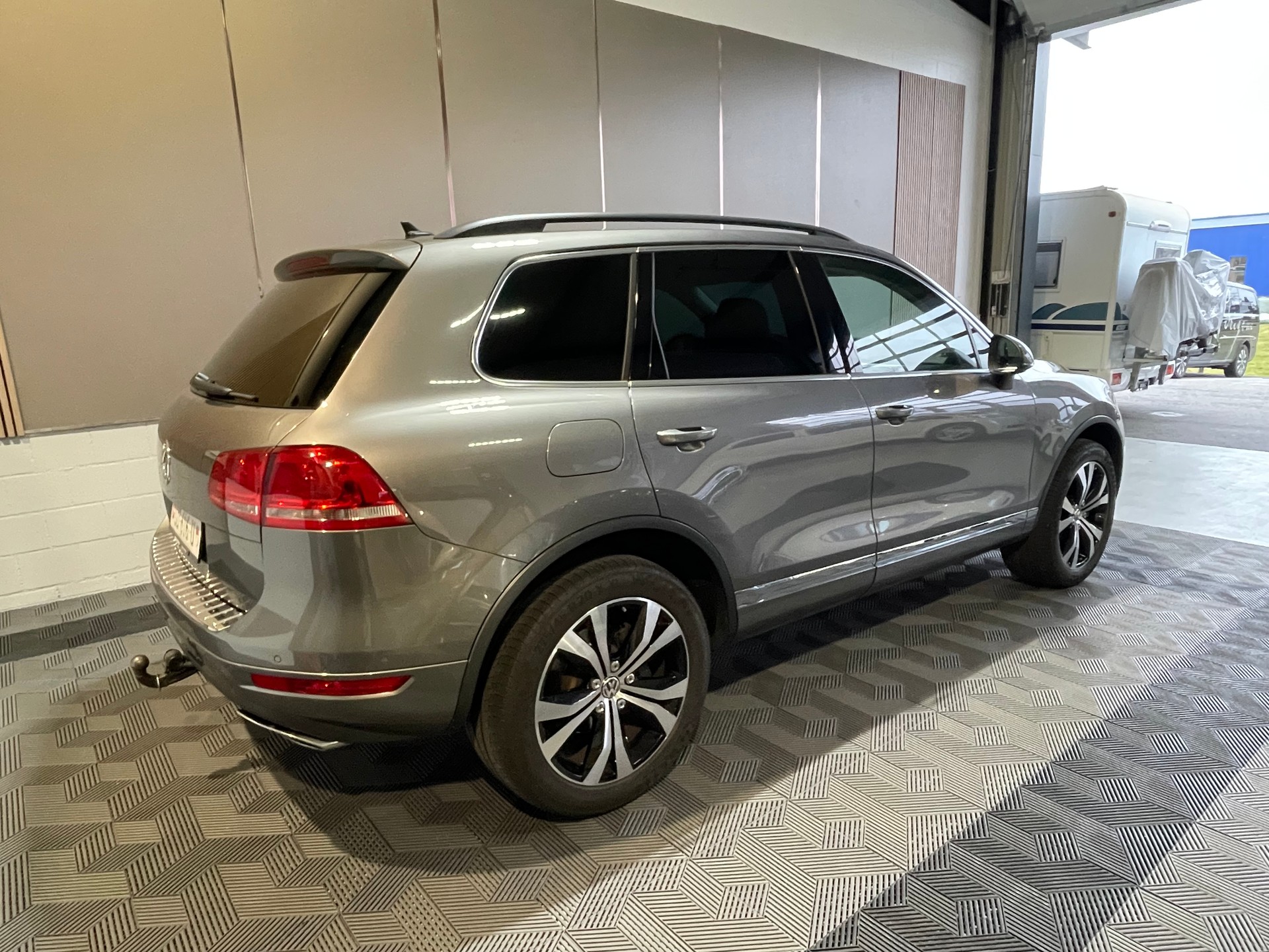 VW Touareg 3.0 TDI BMT Terrain Tech Bl.Pearl Tiptr-image-6