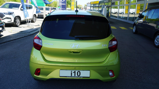 HYUNDAI i10 1.2 Amplia Aut.-image-6