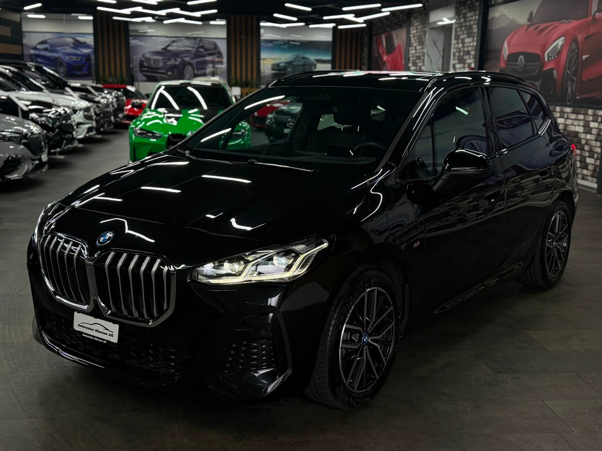 BMW 225e xDrive Active Tourer M Sport-showroom-element-2