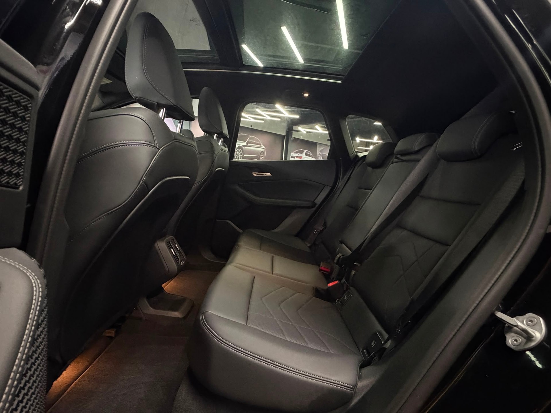 BMW 225e xDrive Active Tourer M Sport-image-16