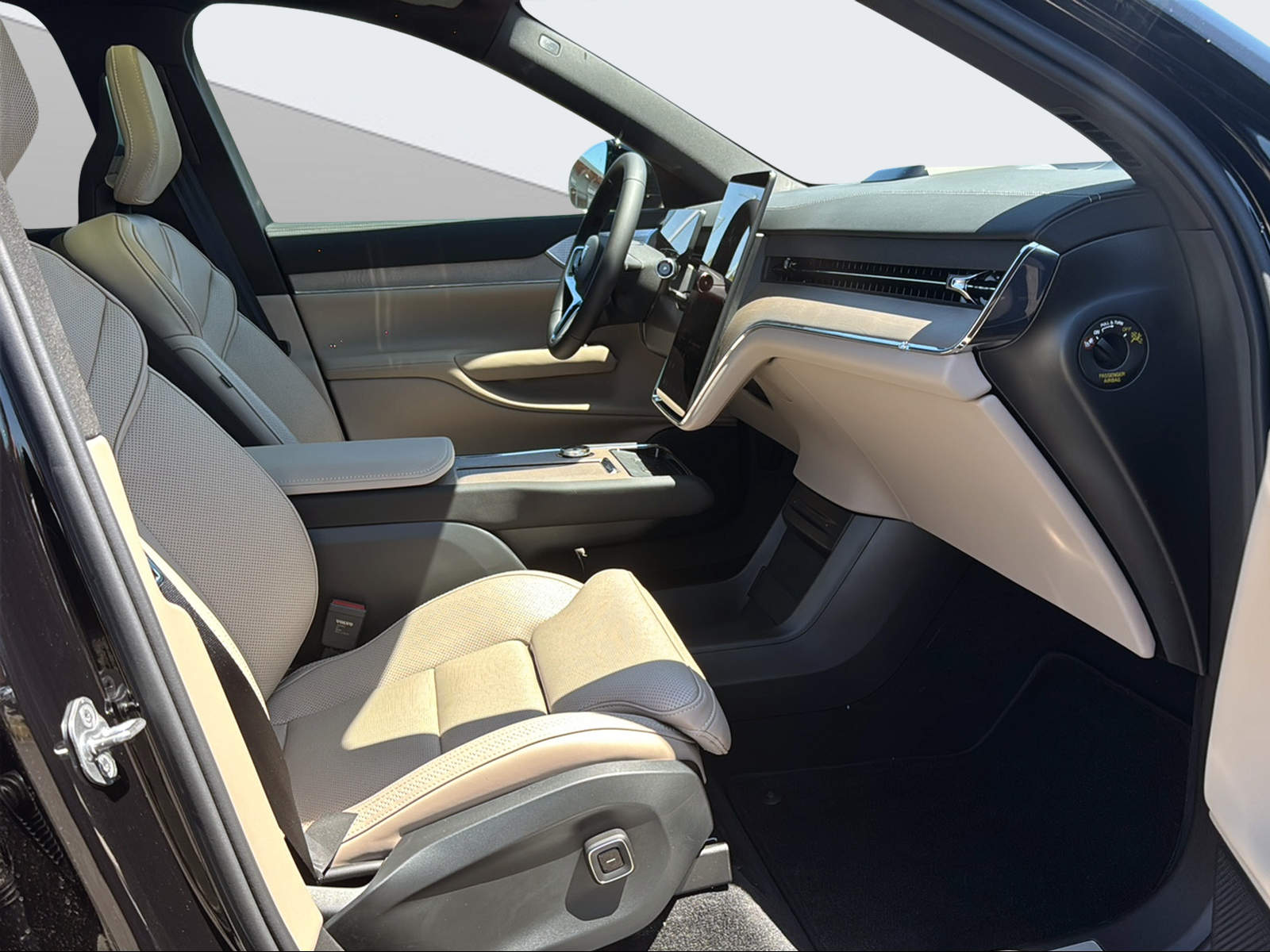 VOLVO EX 90 Twin Performance Ultra AWDD-image-14