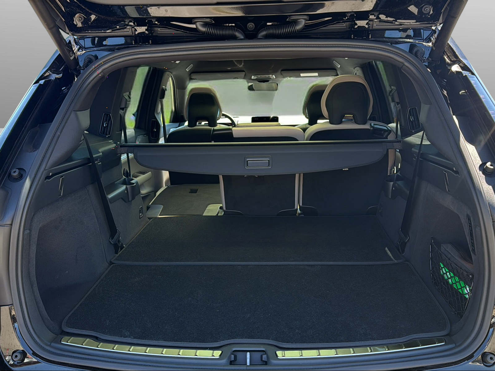 VOLVO EX 90 Twin Performance Ultra AWDD-image-15