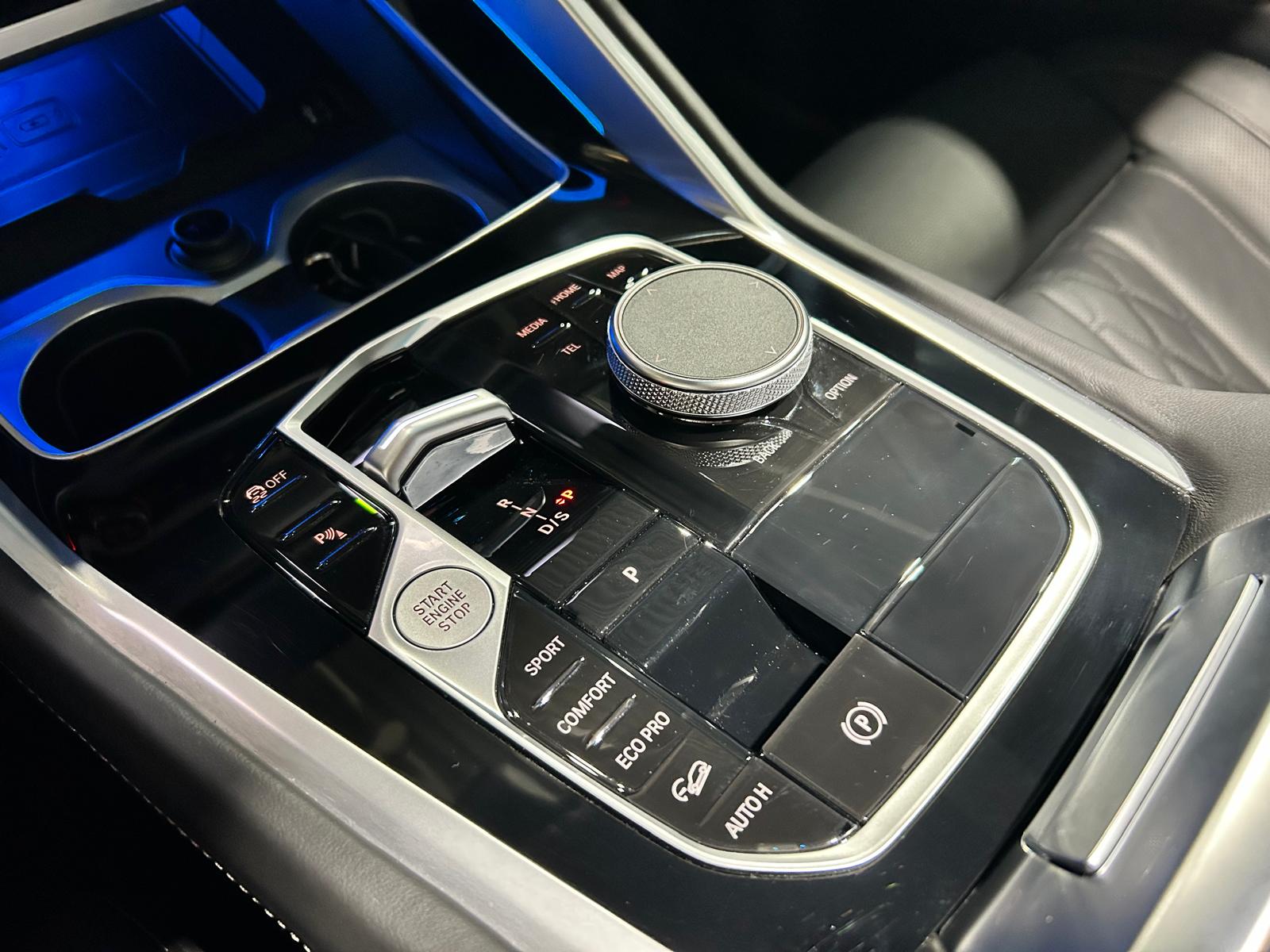 BMW X6 M60i M-SPORT CH FAHRZEUG-image-16
