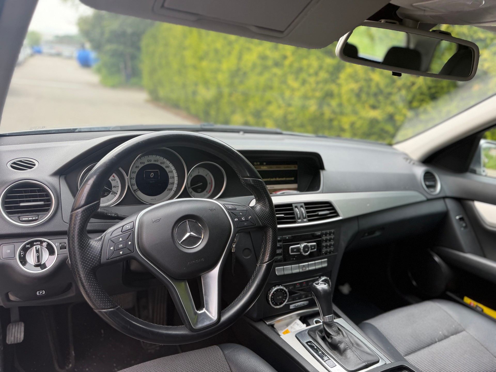 MERCEDES-BENZ C 300 CDI Avantgarde 4Matic 7G-Tronic-image-6