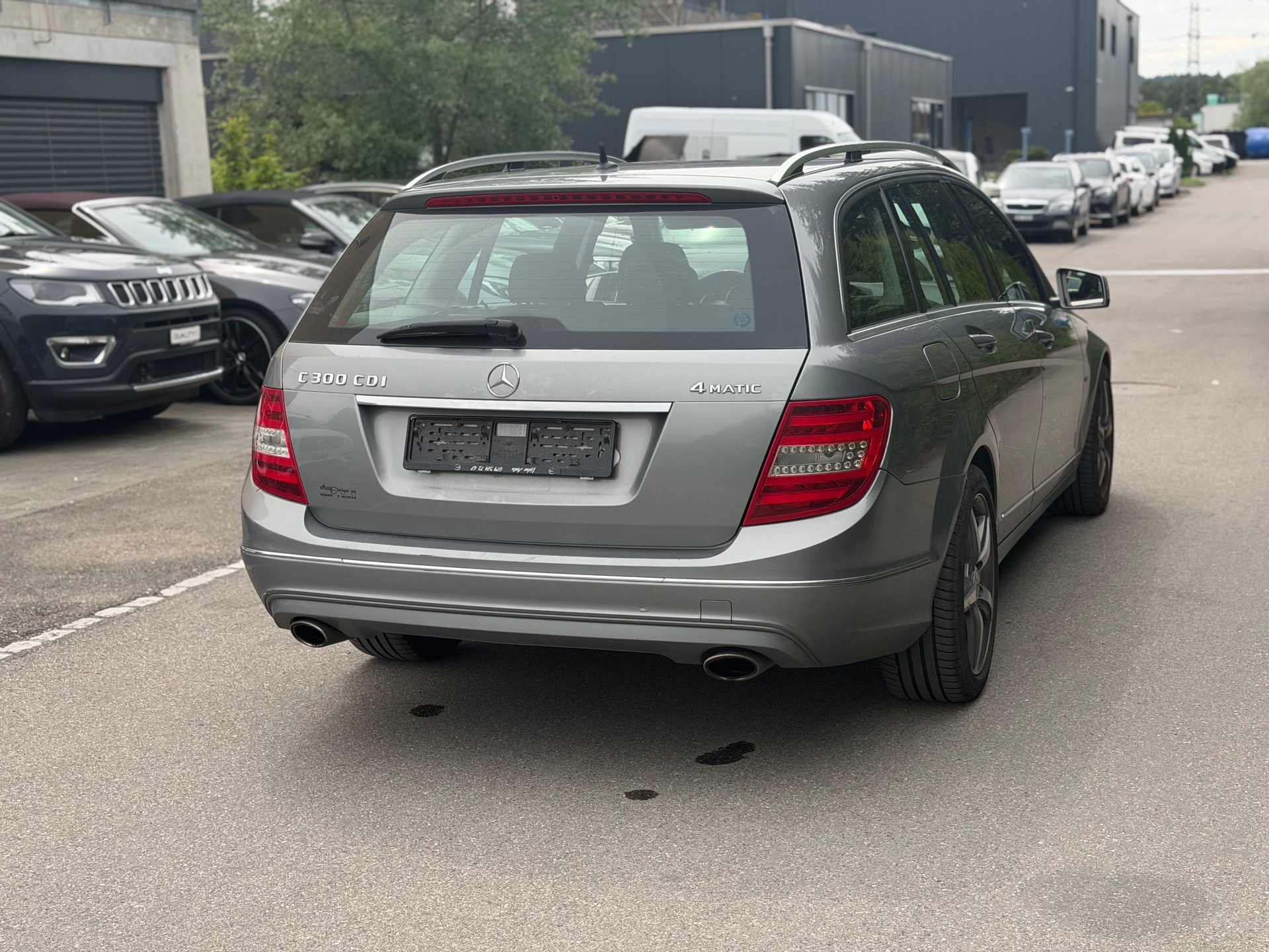 MERCEDES-BENZ C 300 CDI Avantgarde 4Matic 7G-Tronic-image-4