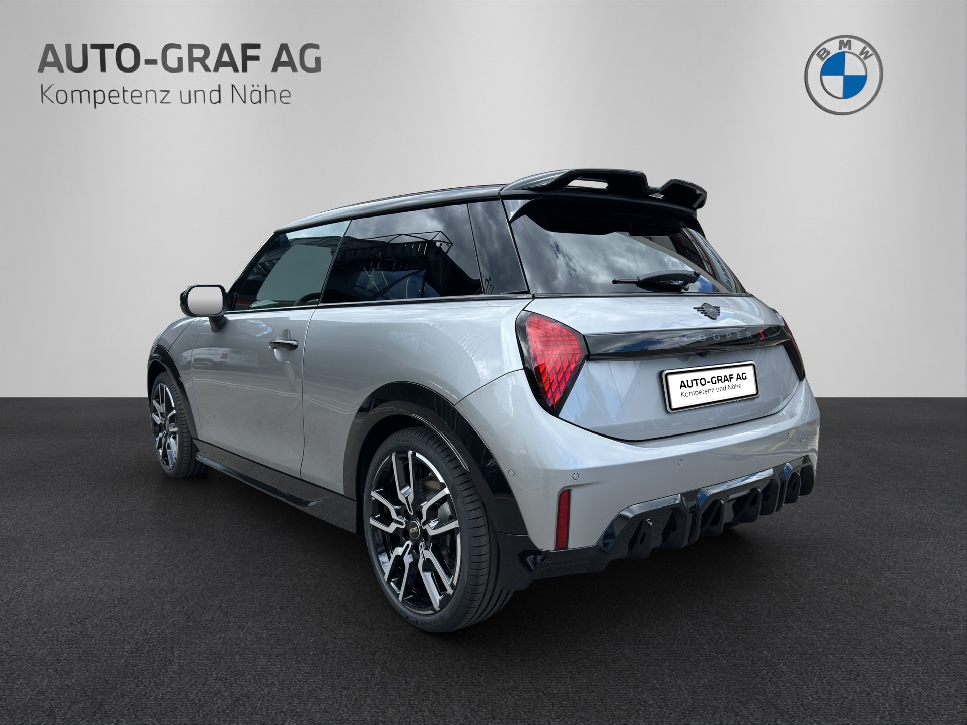 MINI 3door "JCW Trim"-showroom-element-2