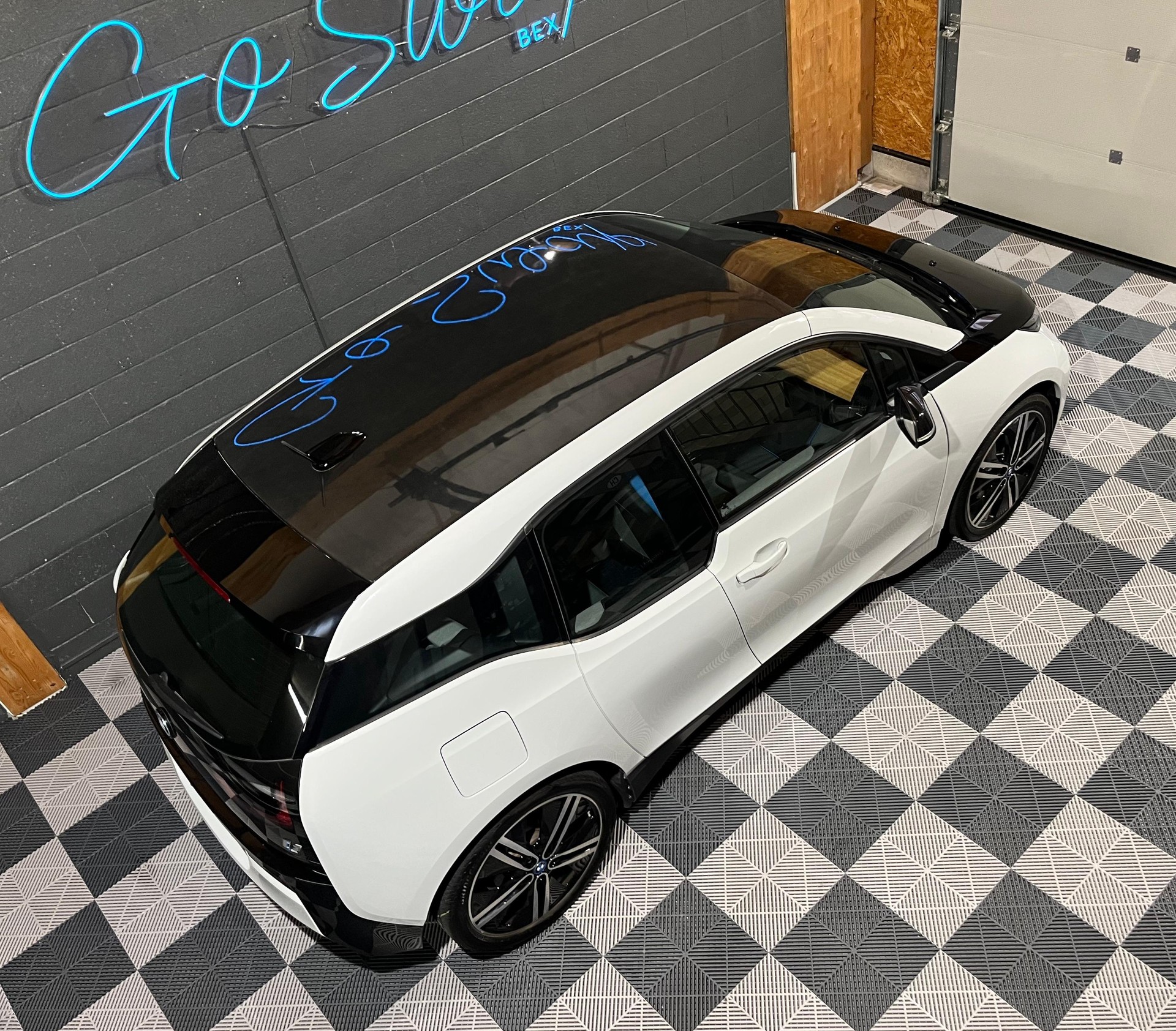 BMW i3 (94Ah)-showroom-element-2