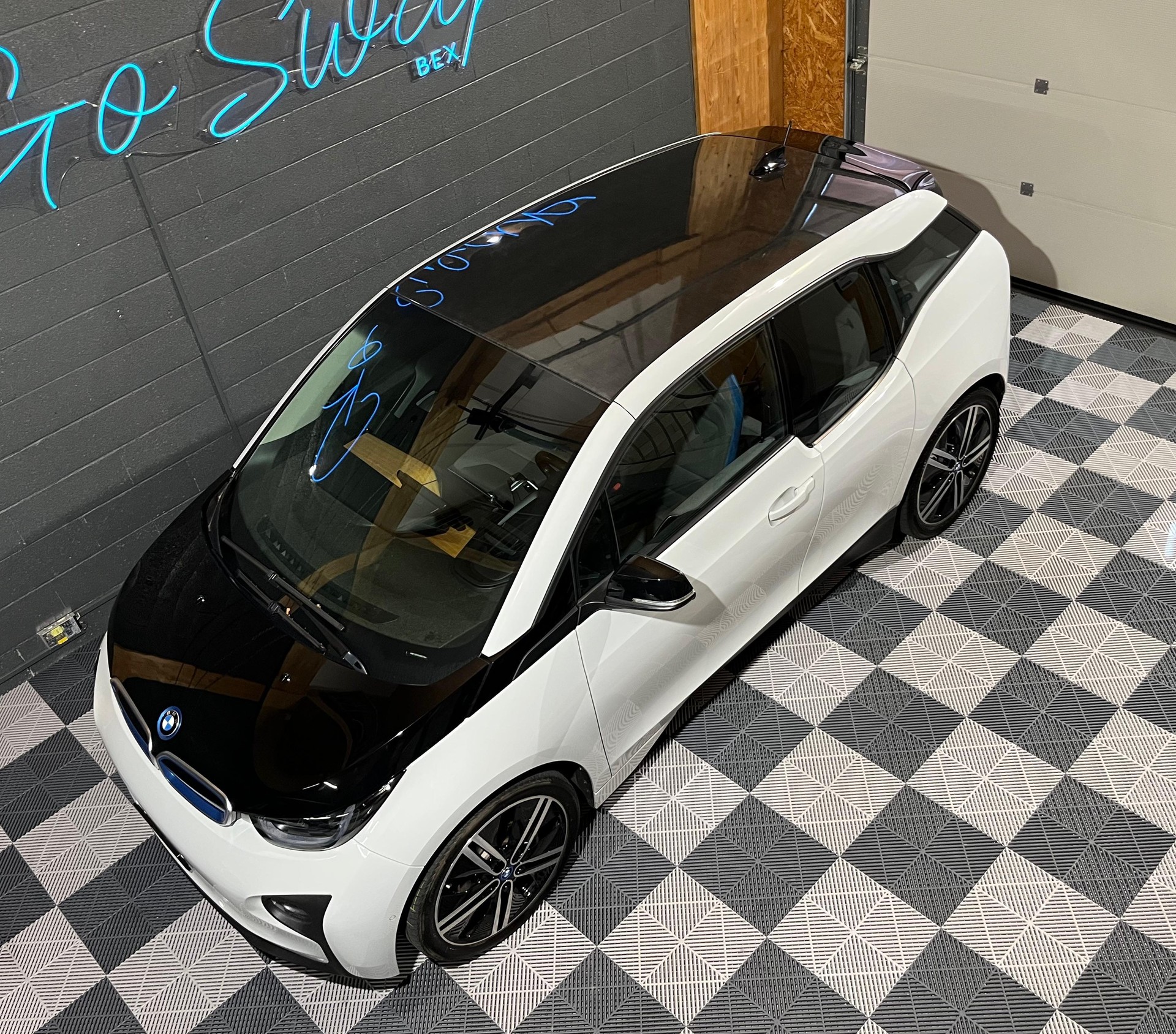 BMW i3 (94Ah)-image-5