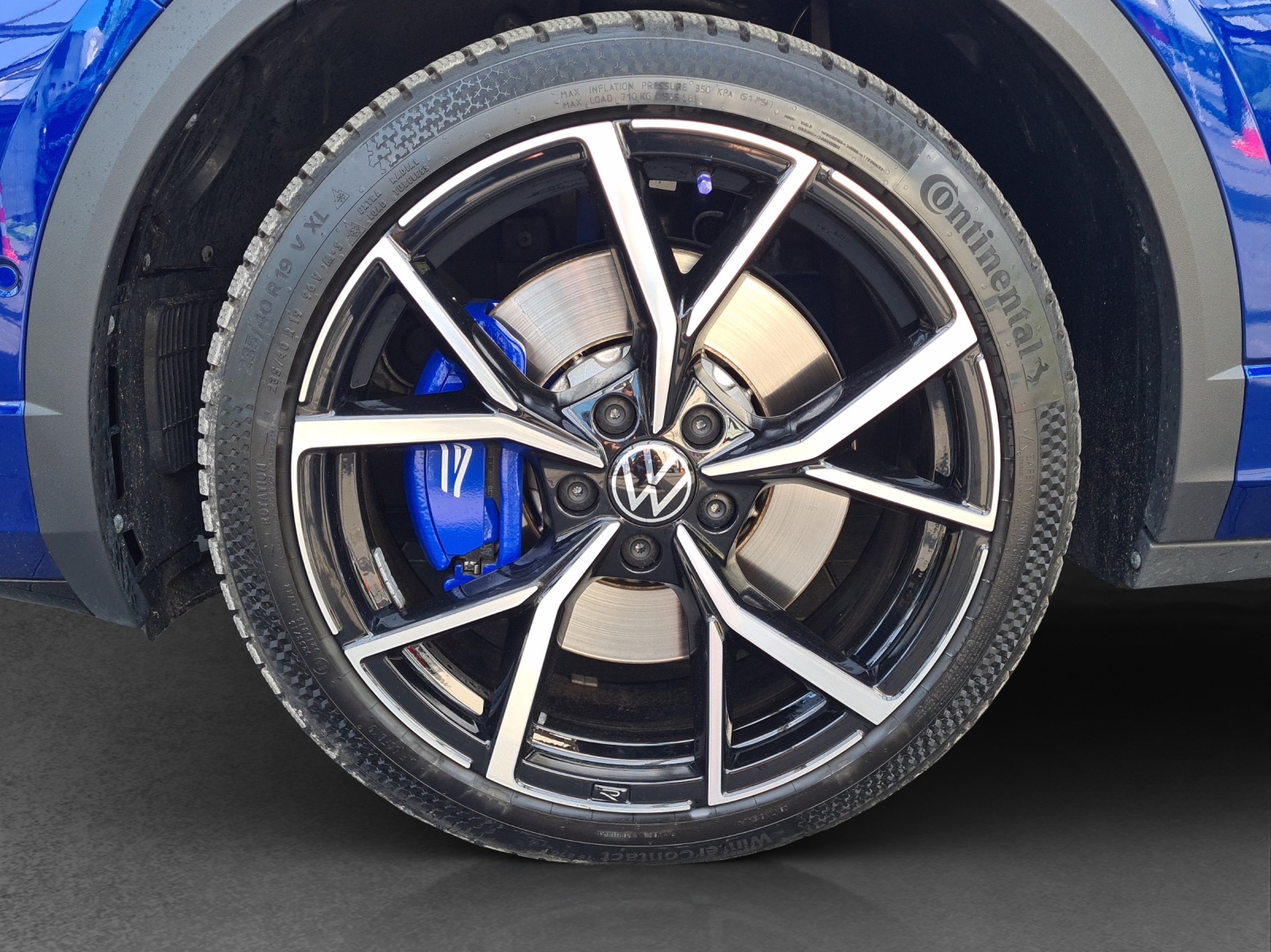 VW T-Roc 2.0 TSI R DSG 4Motion-image-11