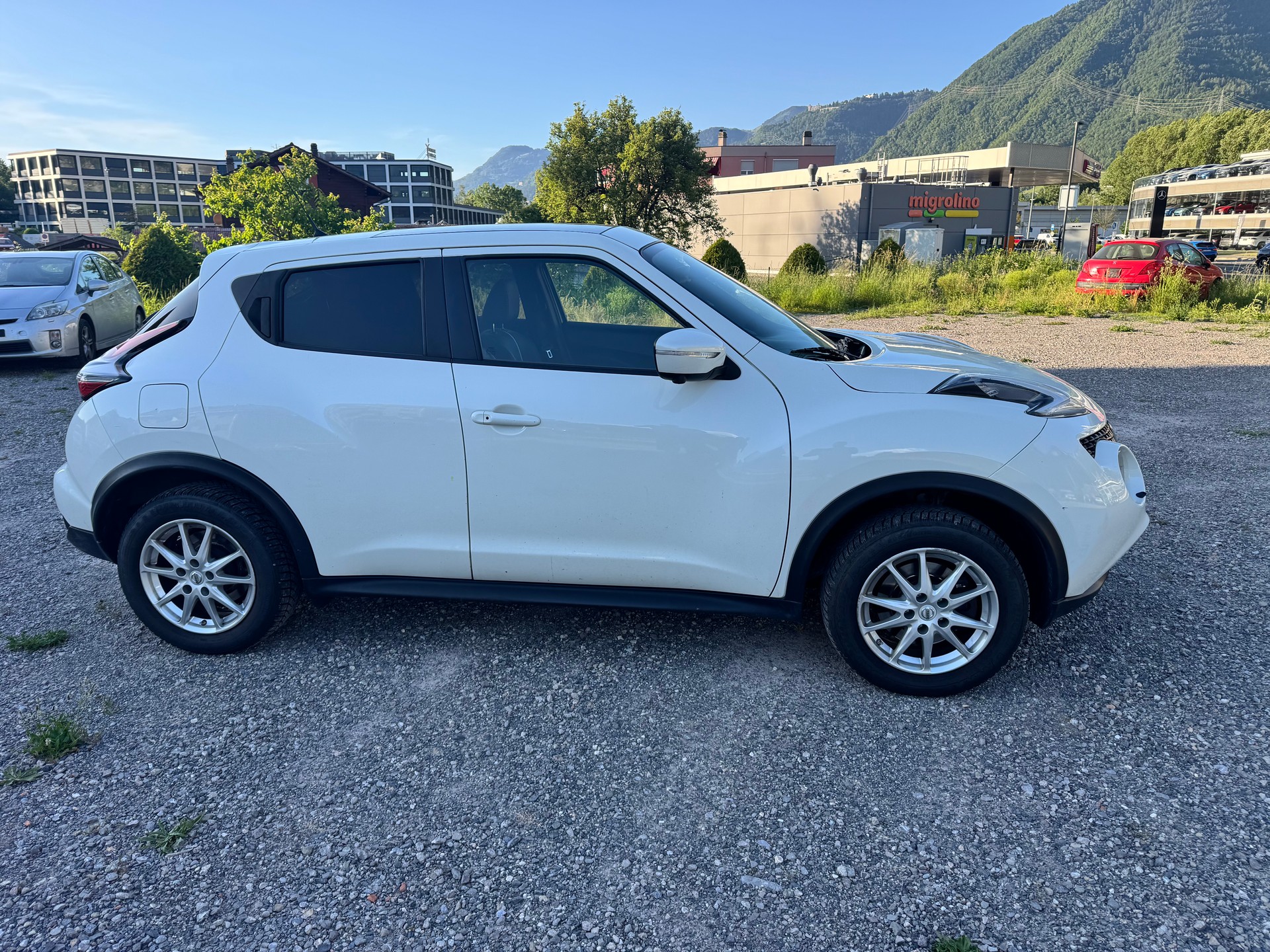 NISSAN Juke 1.6 DIG-T tekna 4x4 Xtronic M-CVT-image-3