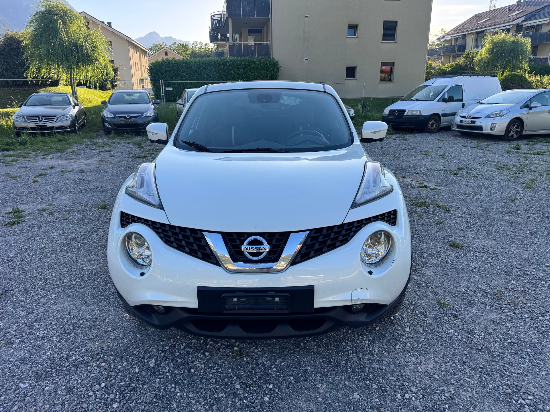 NISSAN Juke 1.6 DIG-T tekna 4x4 Xtronic M-CVT-image-1