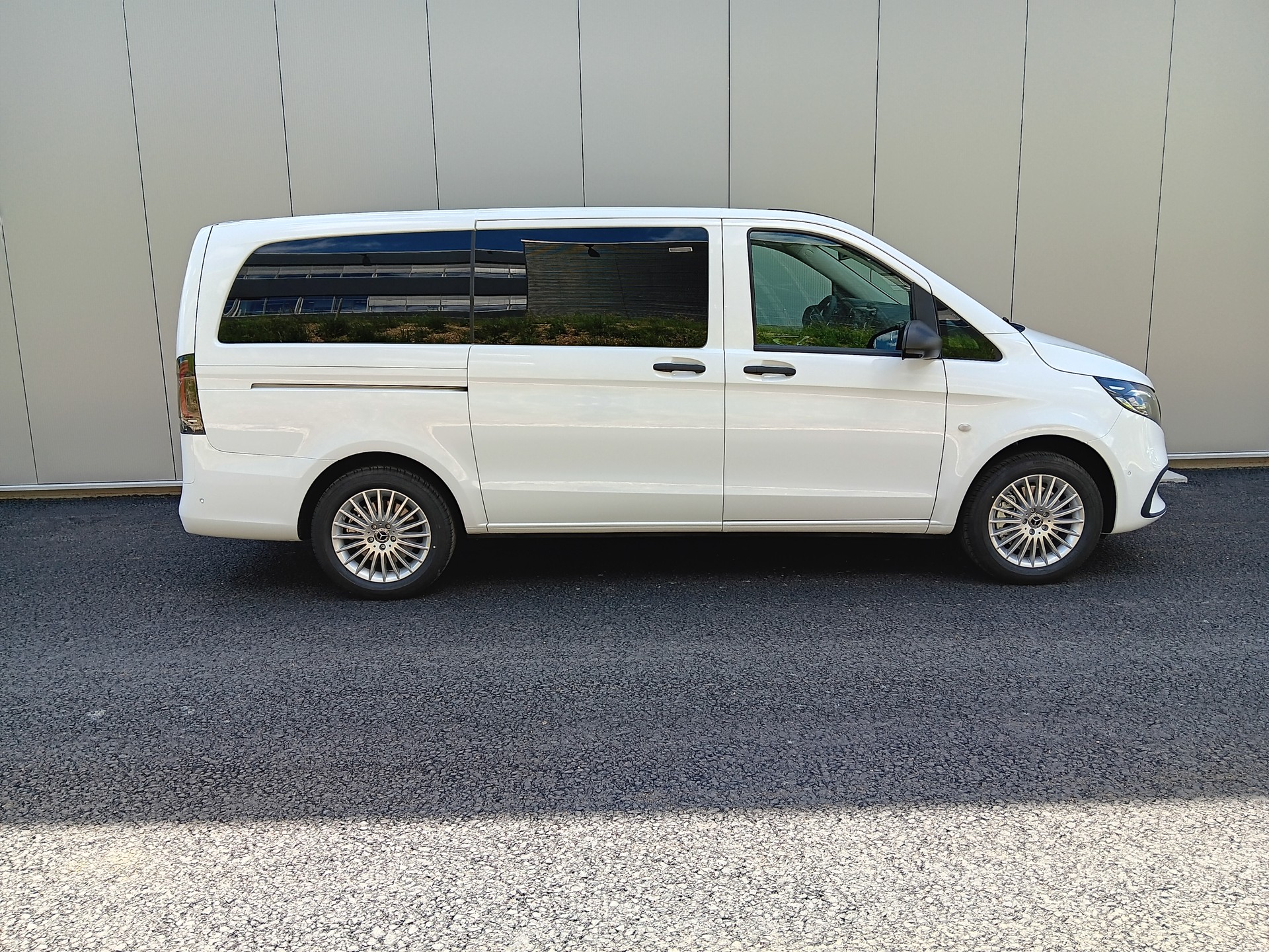 MERCEDES-BENZ Vito 116 CDI KB Tourer Select Family II 3200mm L 4X4-image-7