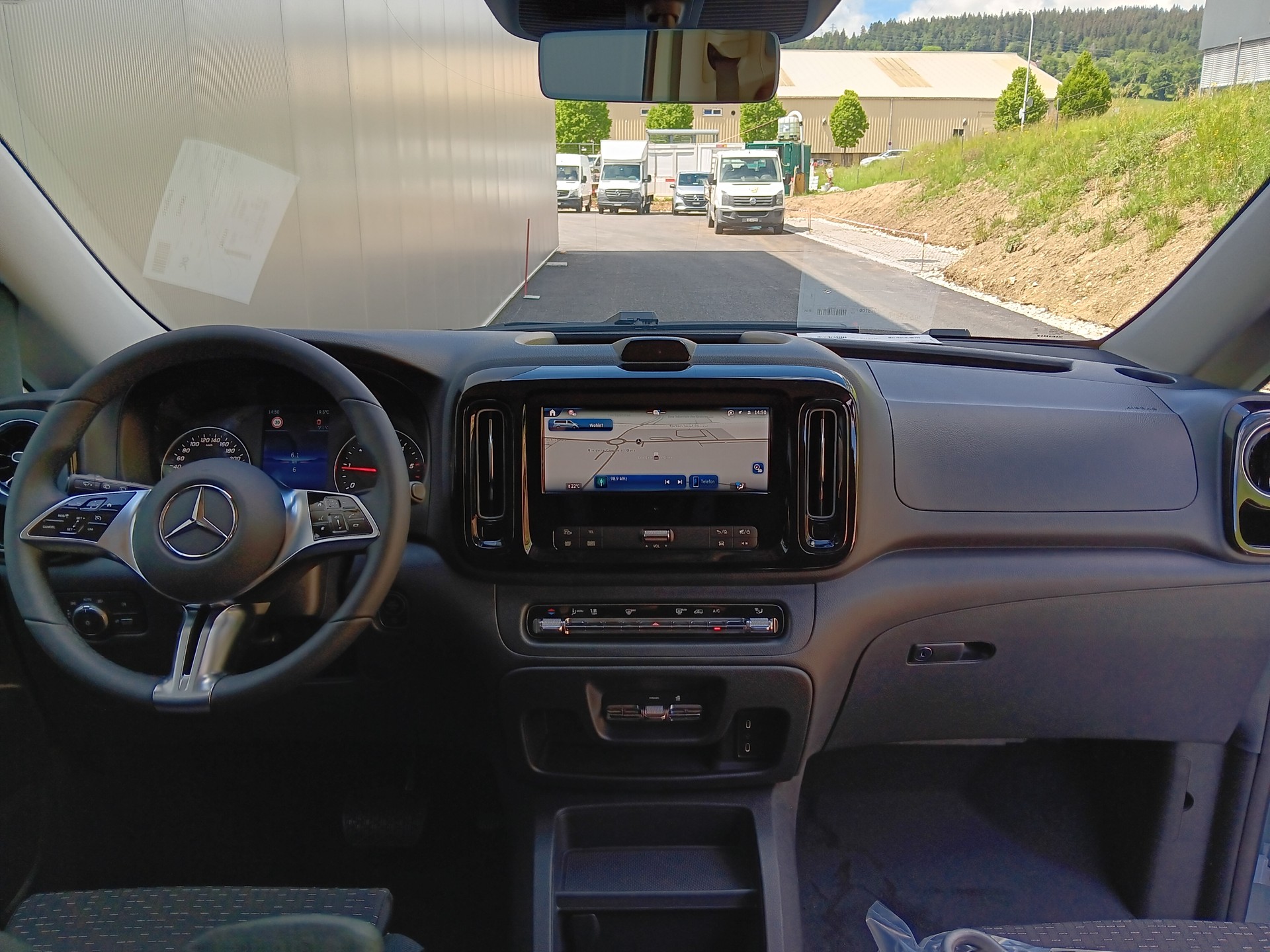 MERCEDES-BENZ Vito 116 CDI KB Tourer Select Family II 3200mm L 4X4-image-10