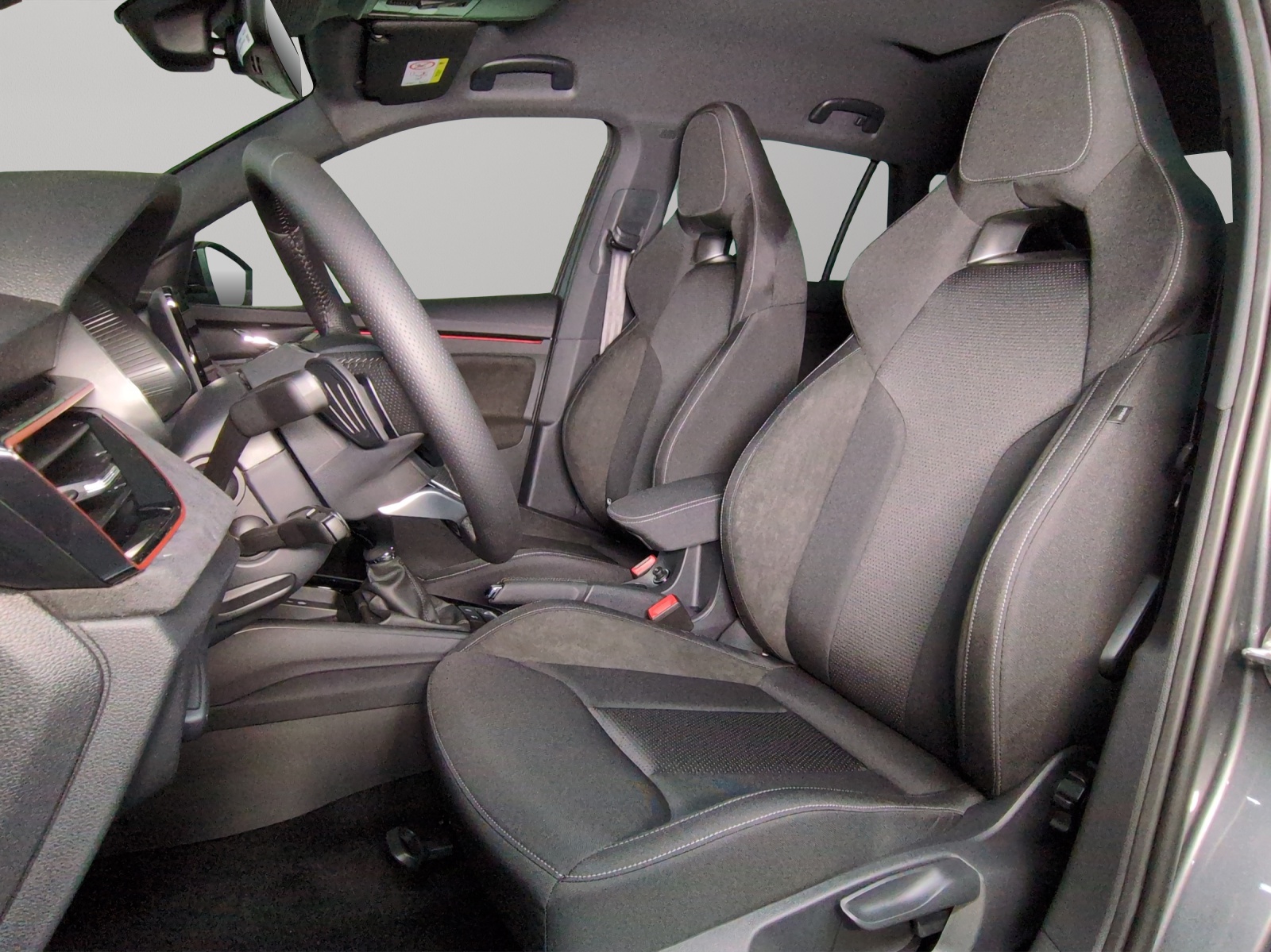 SKODA Kamiq 1.5 TSI Dynamic DSG-image-5
