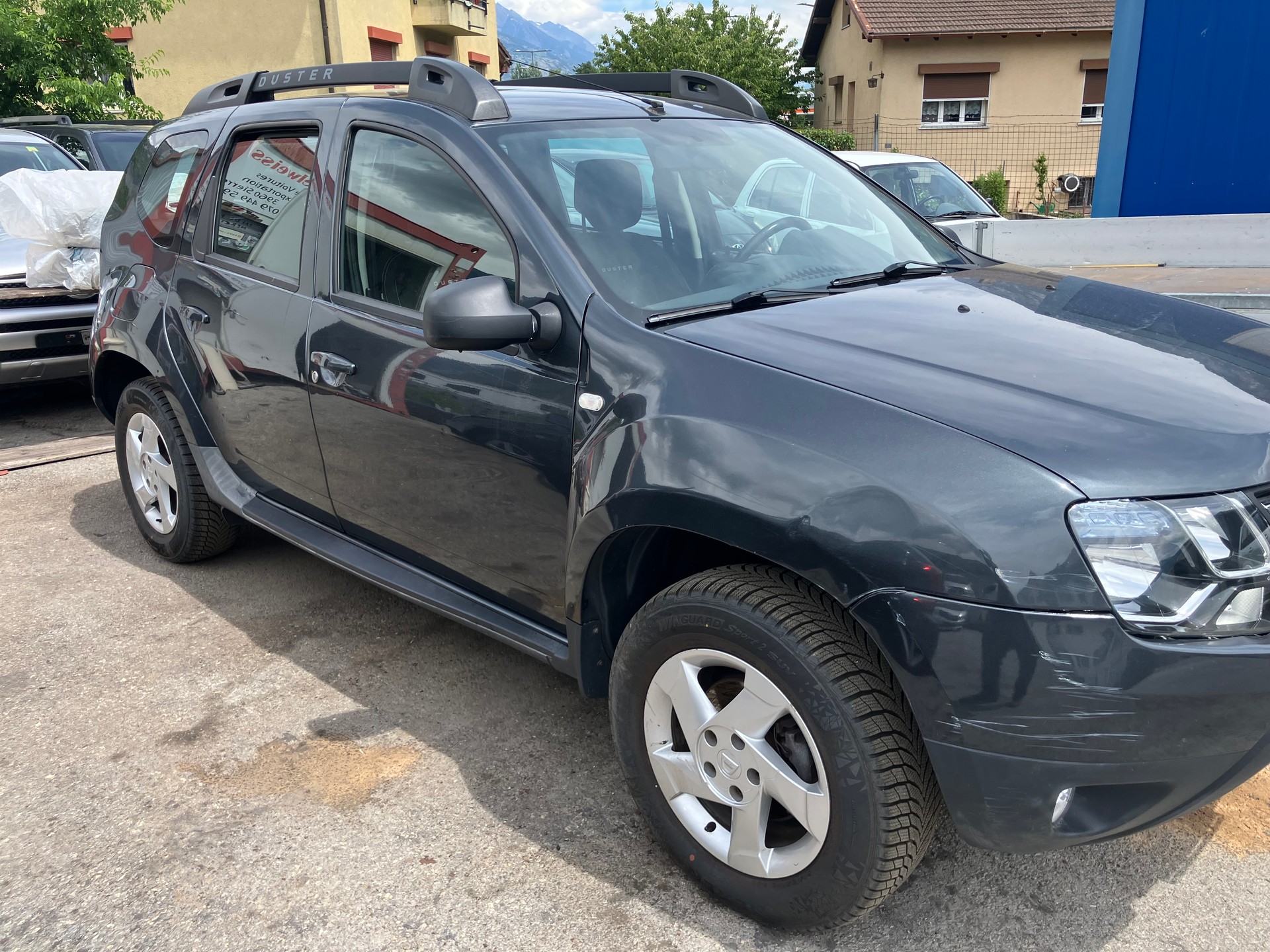 DACIA Duster 1.6 Lauréate 4x4-image-3