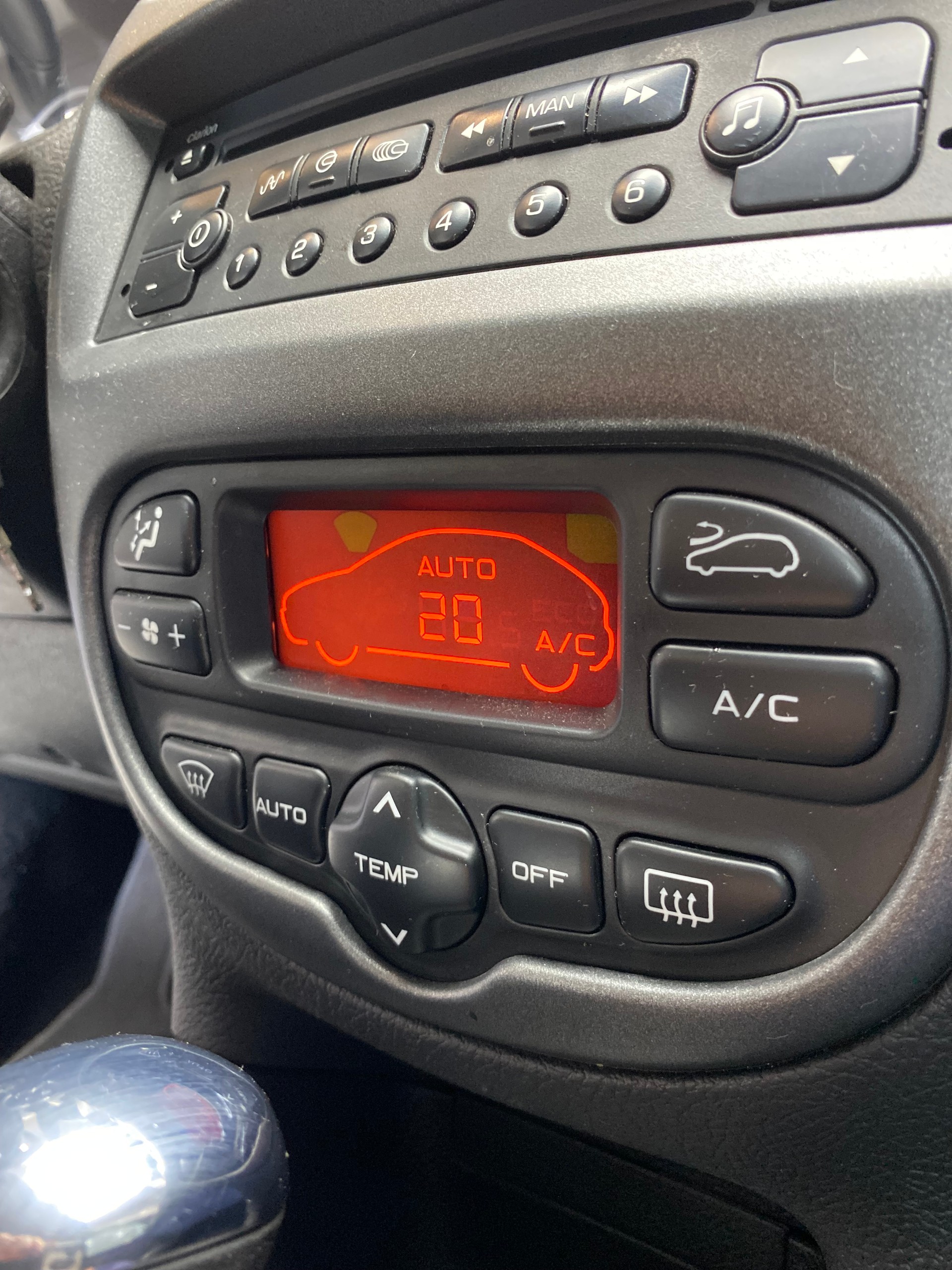 PEUGEOT PEUGEOT 206 1.6 16V Exclusive Edition Automatic-image-14