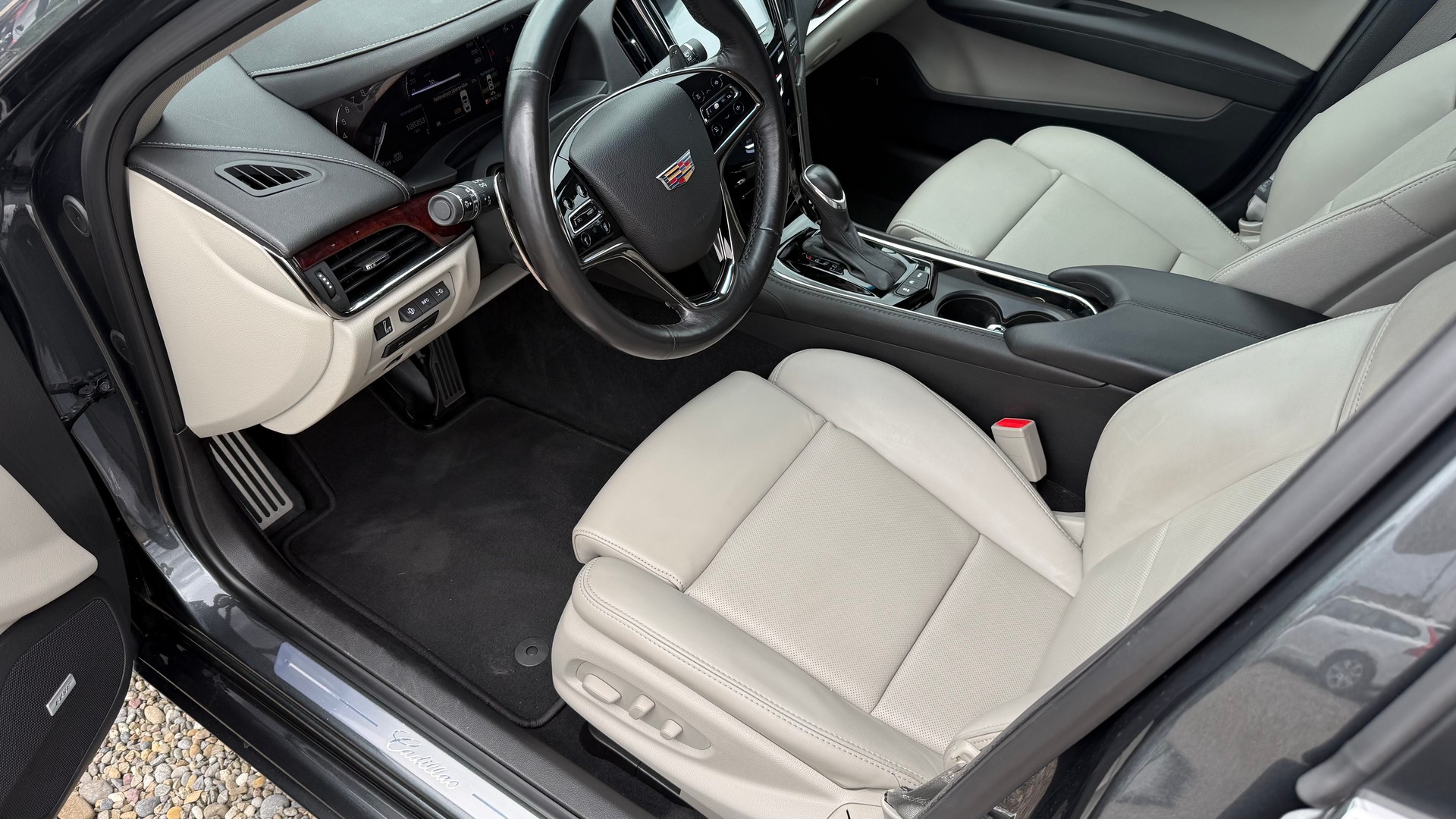 CADILLAC ATS Sedan 2.0 Turbo Premium AWD Automatic-image-3