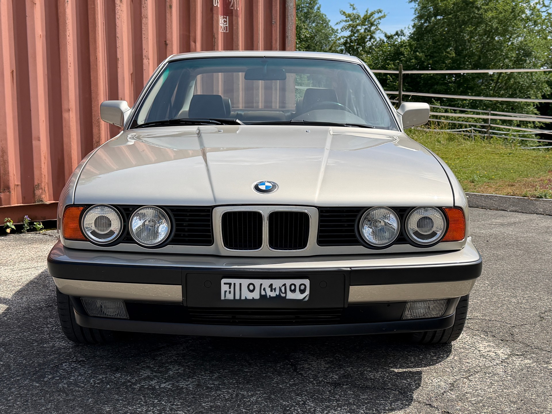 BMW 525i A-image-3