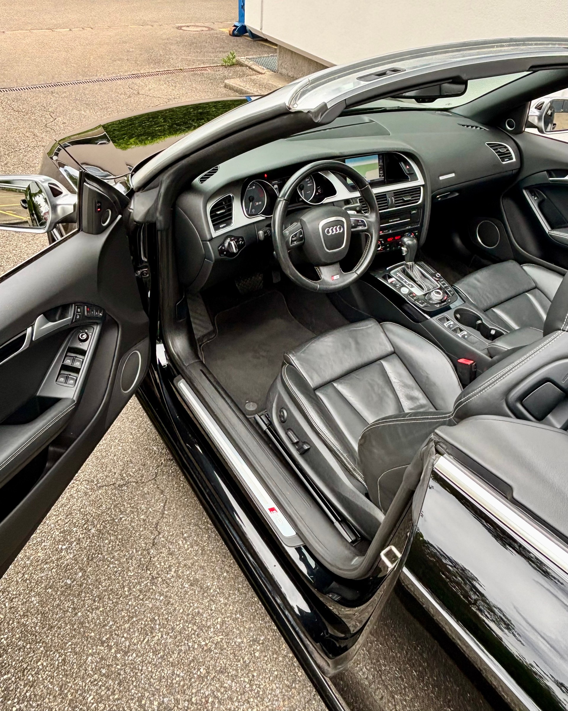 AUDI S5 Cabrio 3.0 TFSI quattro S-tronic-image-9