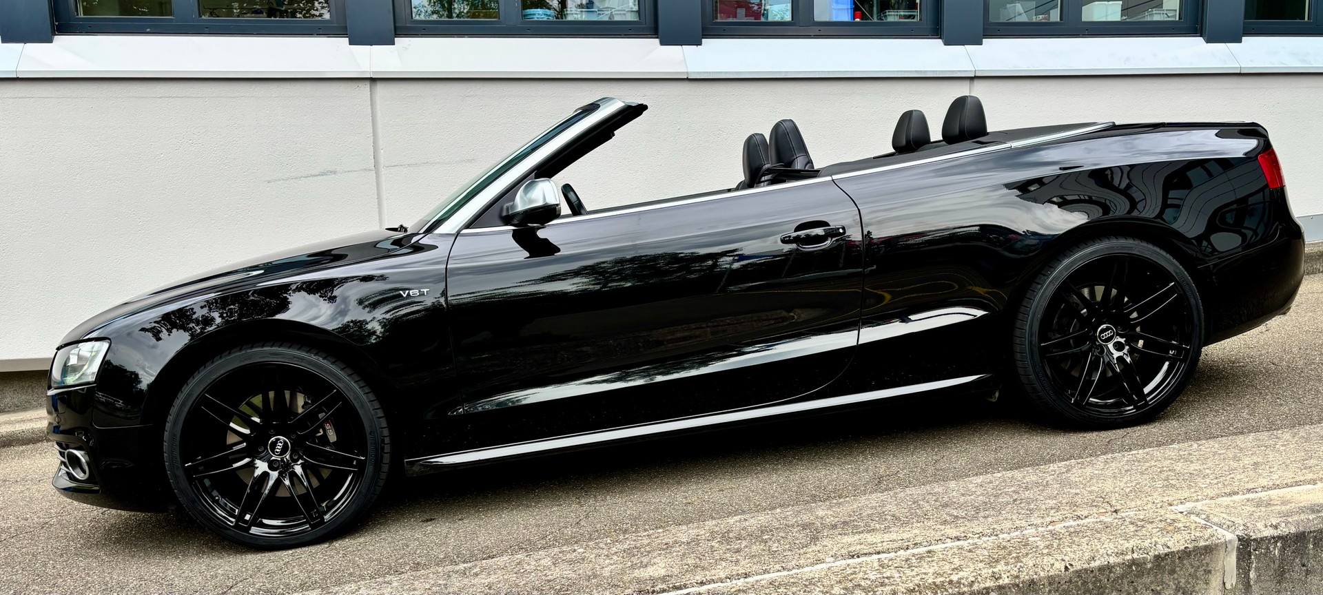 AUDI S5 Cabrio 3.0 TFSI quattro S-tronic-image-4