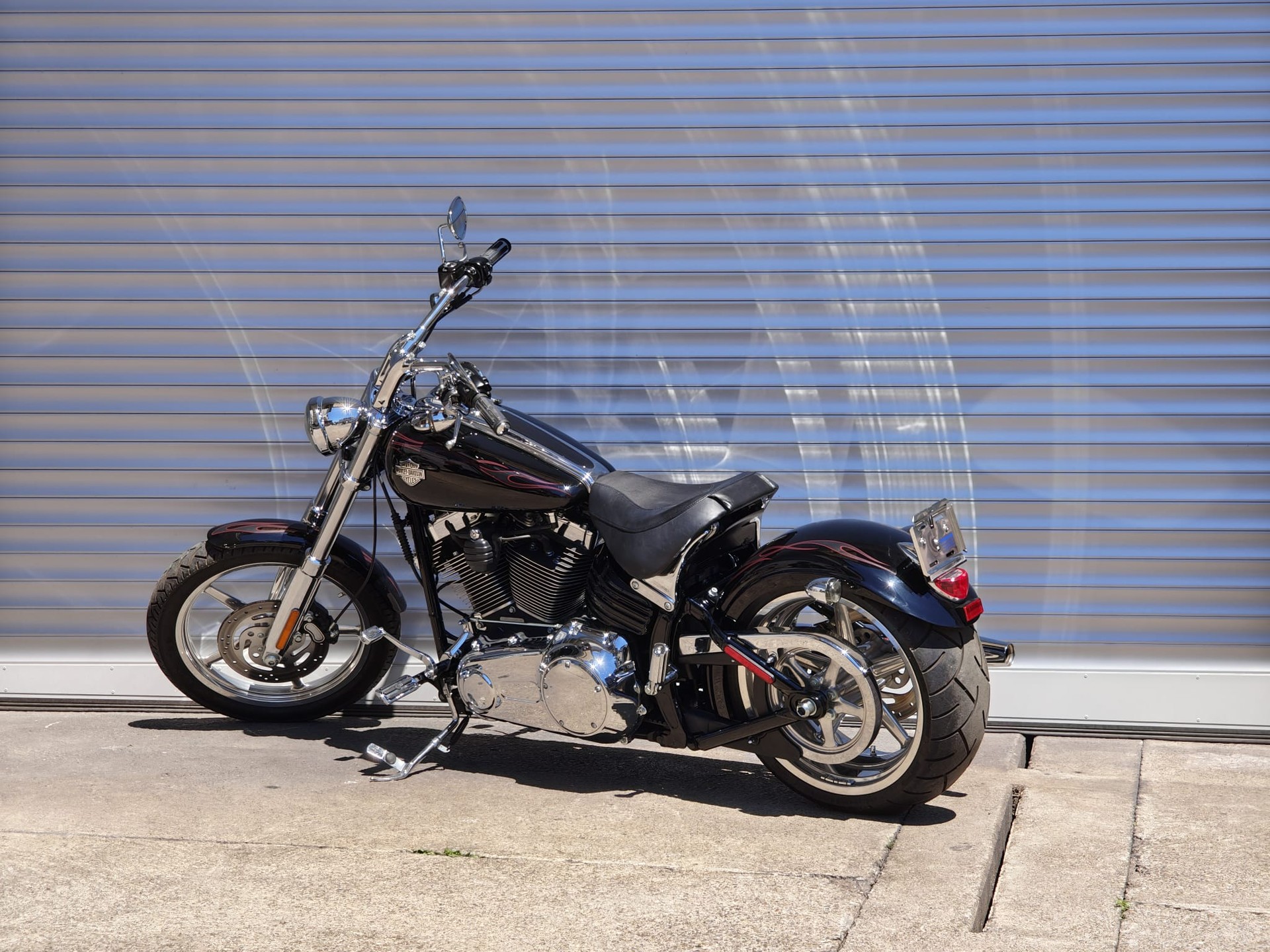 HARLEY-DAVIDSON FXCWC Rocker C-image-3