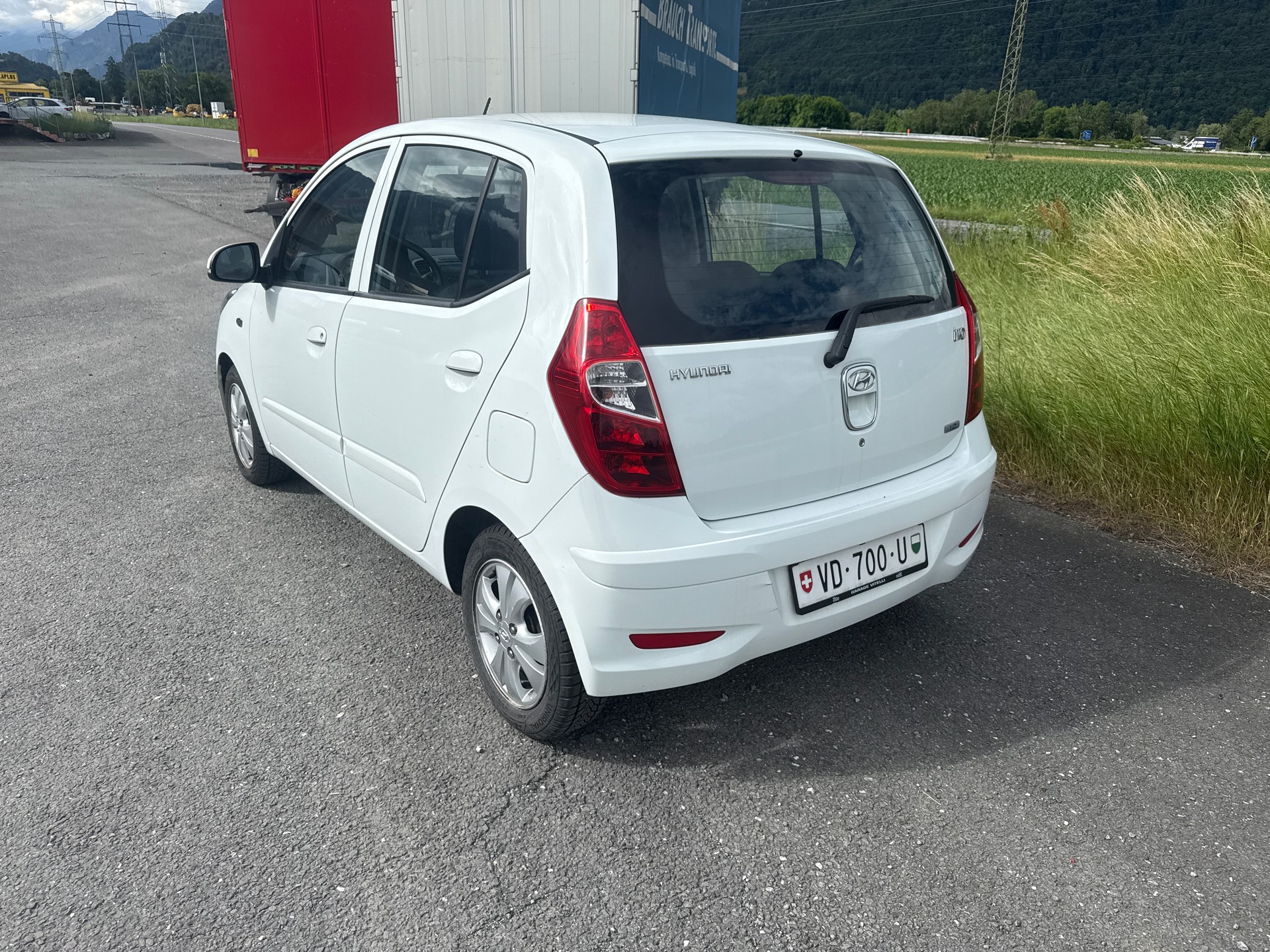 HYUNDAI i10 1.2 Style Automatic-image-2