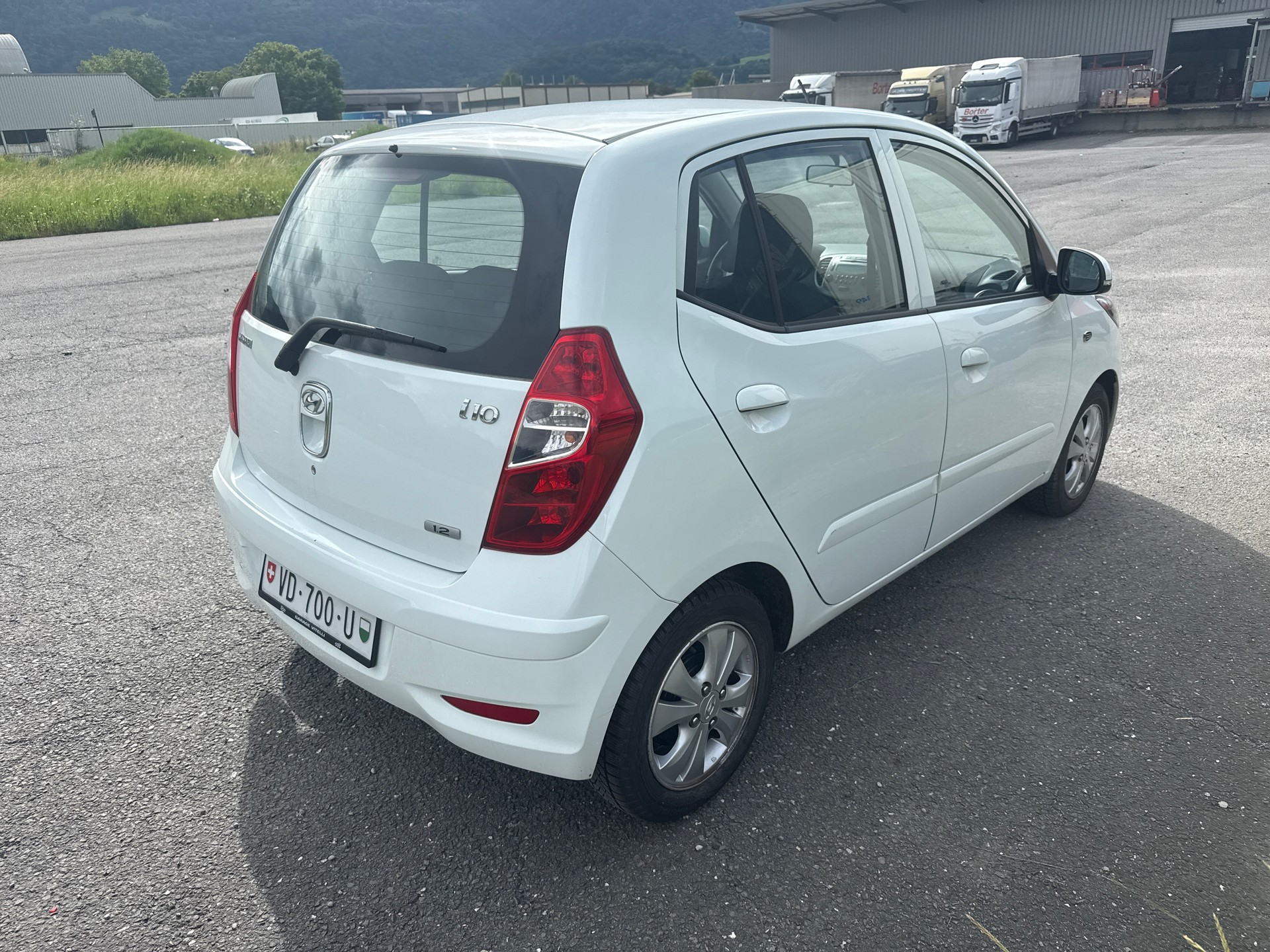 HYUNDAI i10 1.2 Style Automatic-image-4