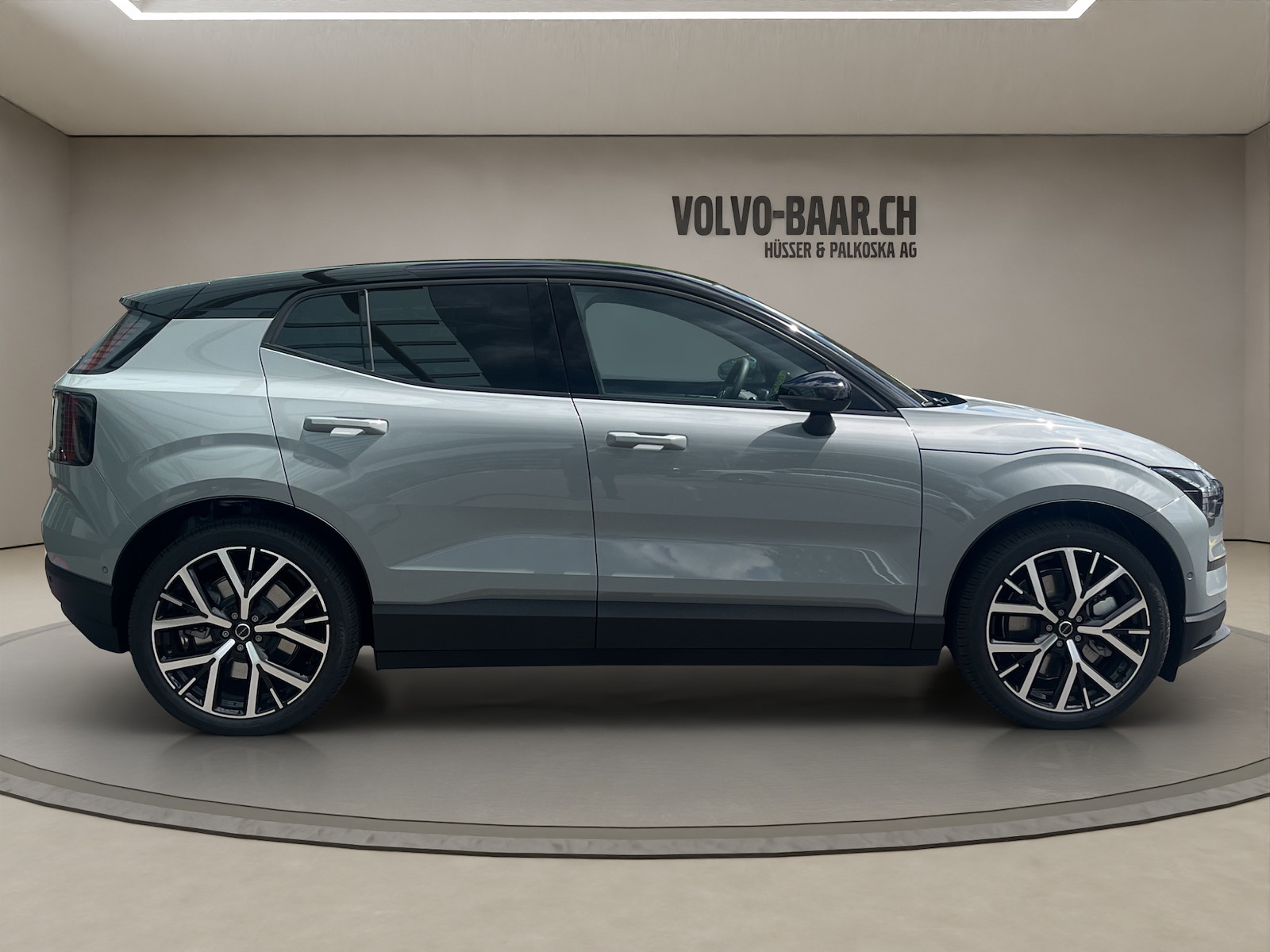 VOLVO EX 30 E60 Twin Ultra Performance AWD-image-5