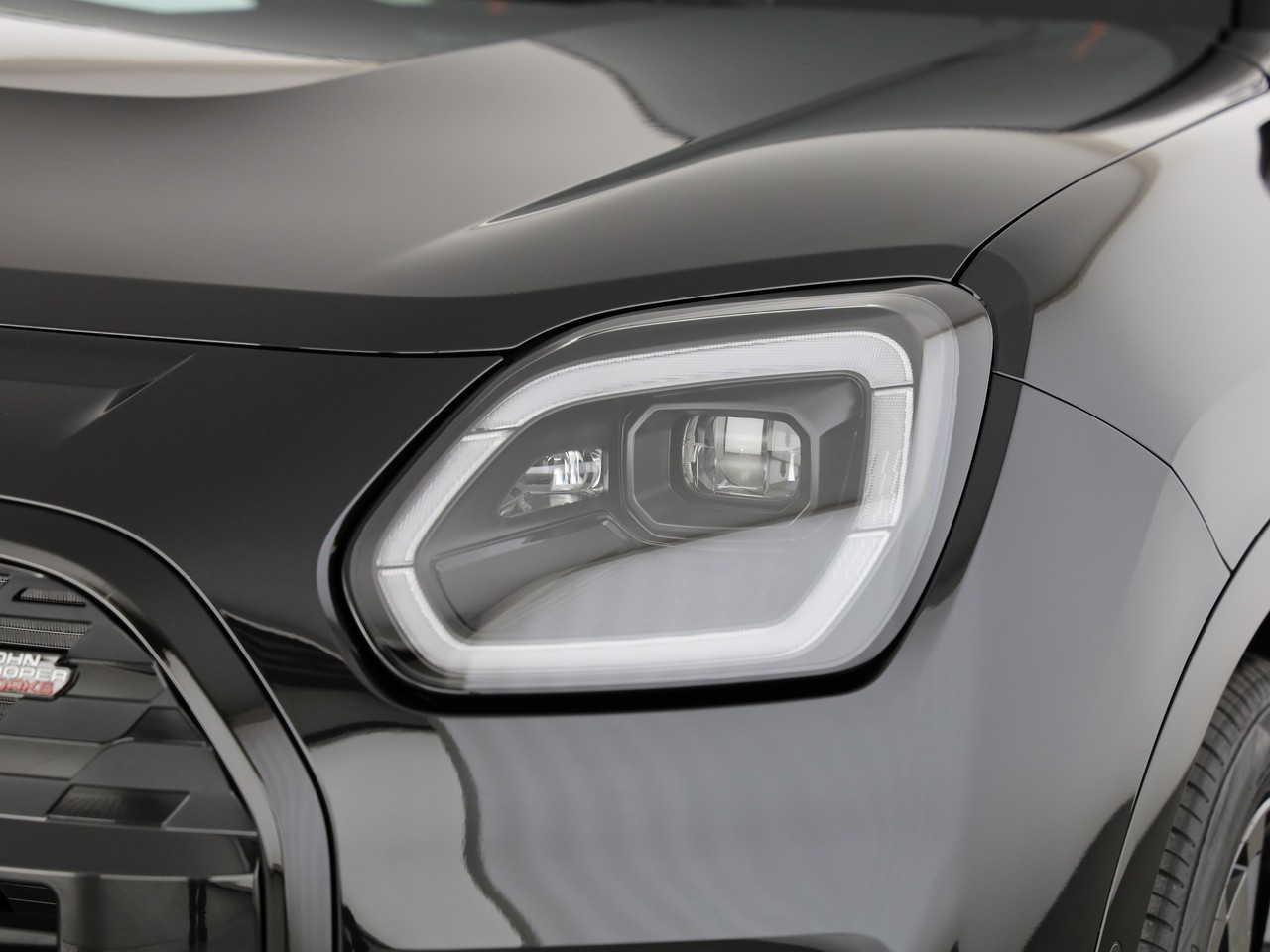 MINI Countryman C-image-5
