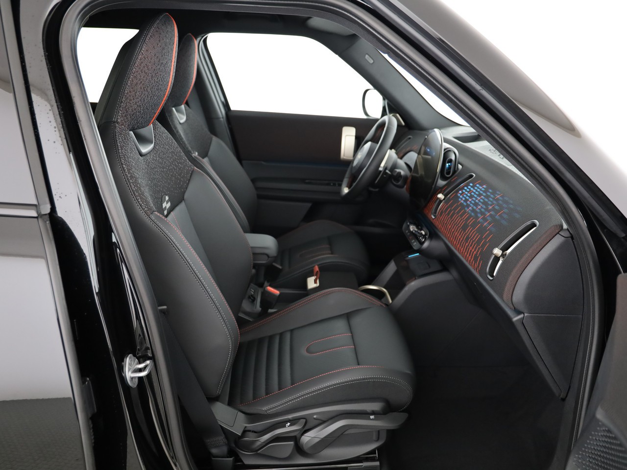 MINI Countryman C-image-16