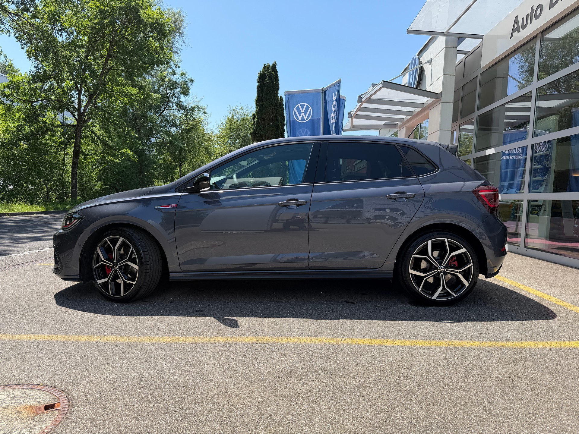 VW Polo 2.0 TSI GTI DSG-image-2